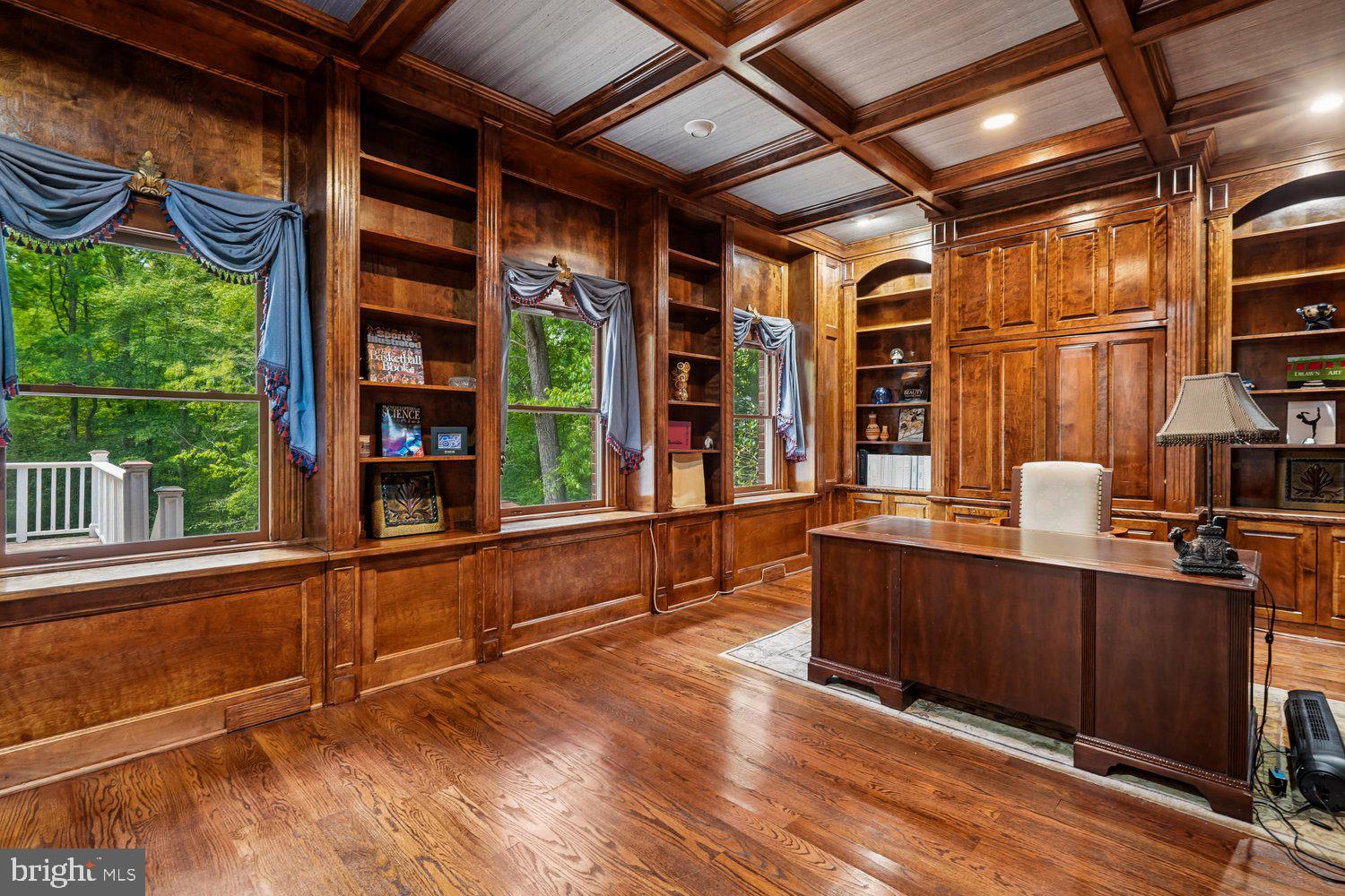 RIVERBEND KNOLLS - Residential