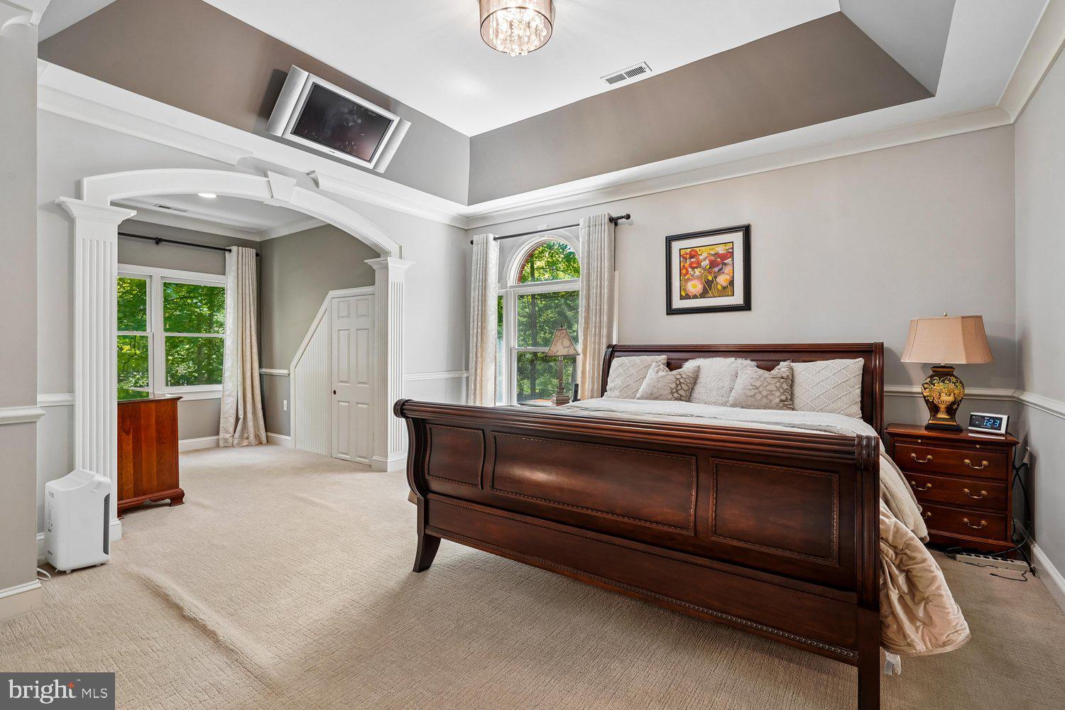 RIVERBEND KNOLLS - Residential