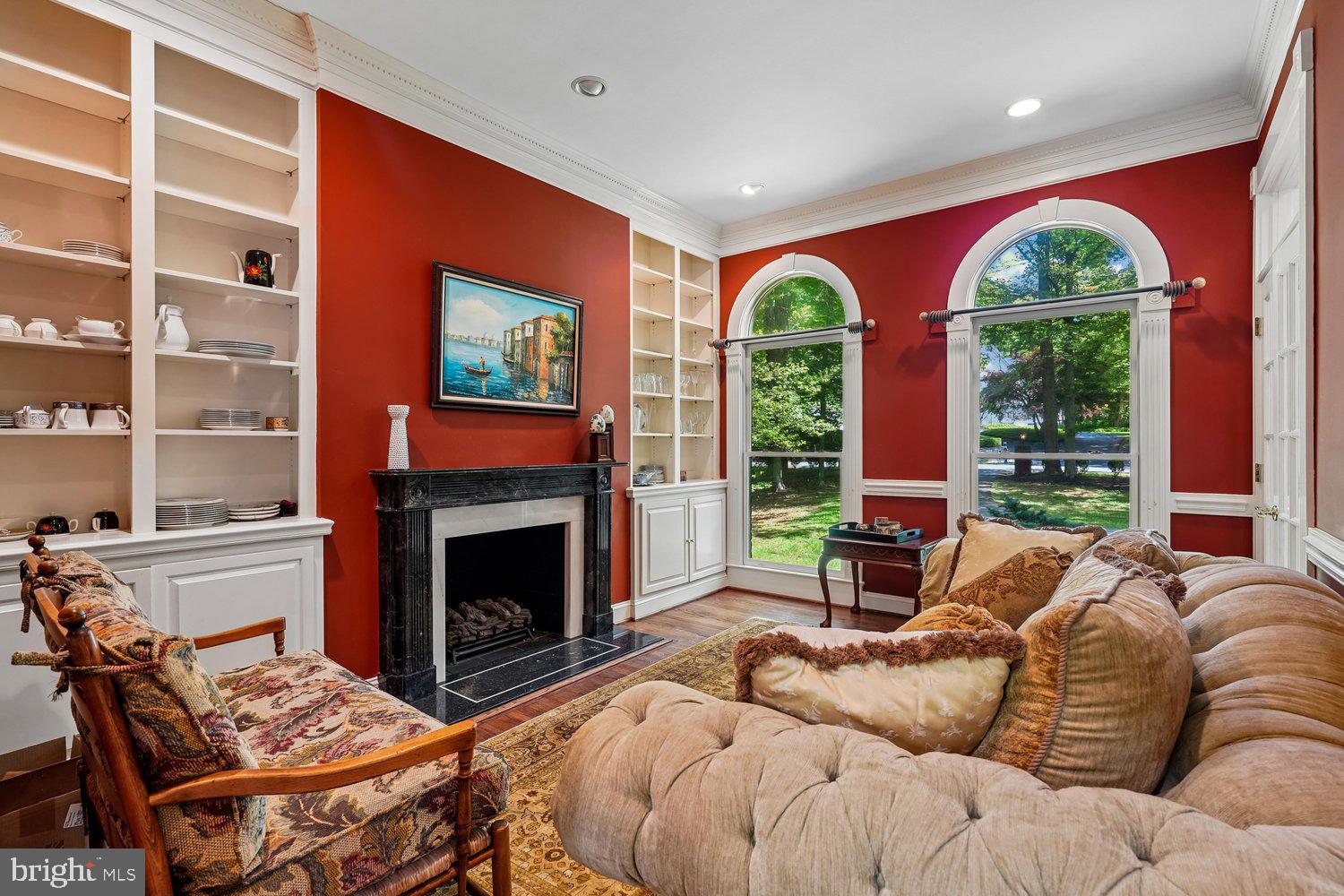 RIVERBEND KNOLLS - Residential