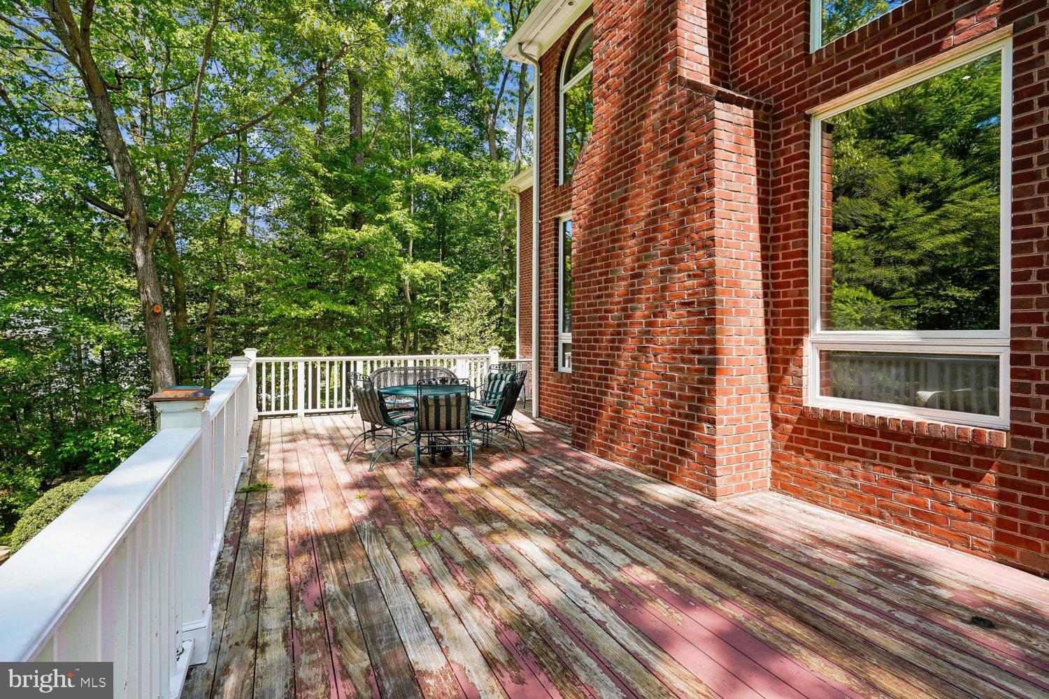 RIVERBEND KNOLLS - Residential