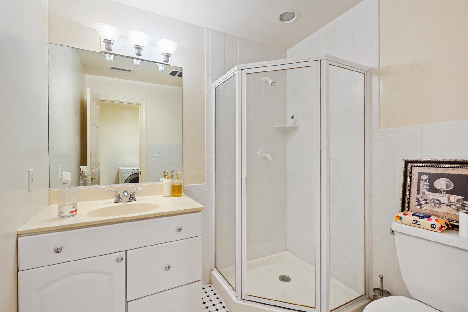 RIVERBEND KNOLLS - Residential