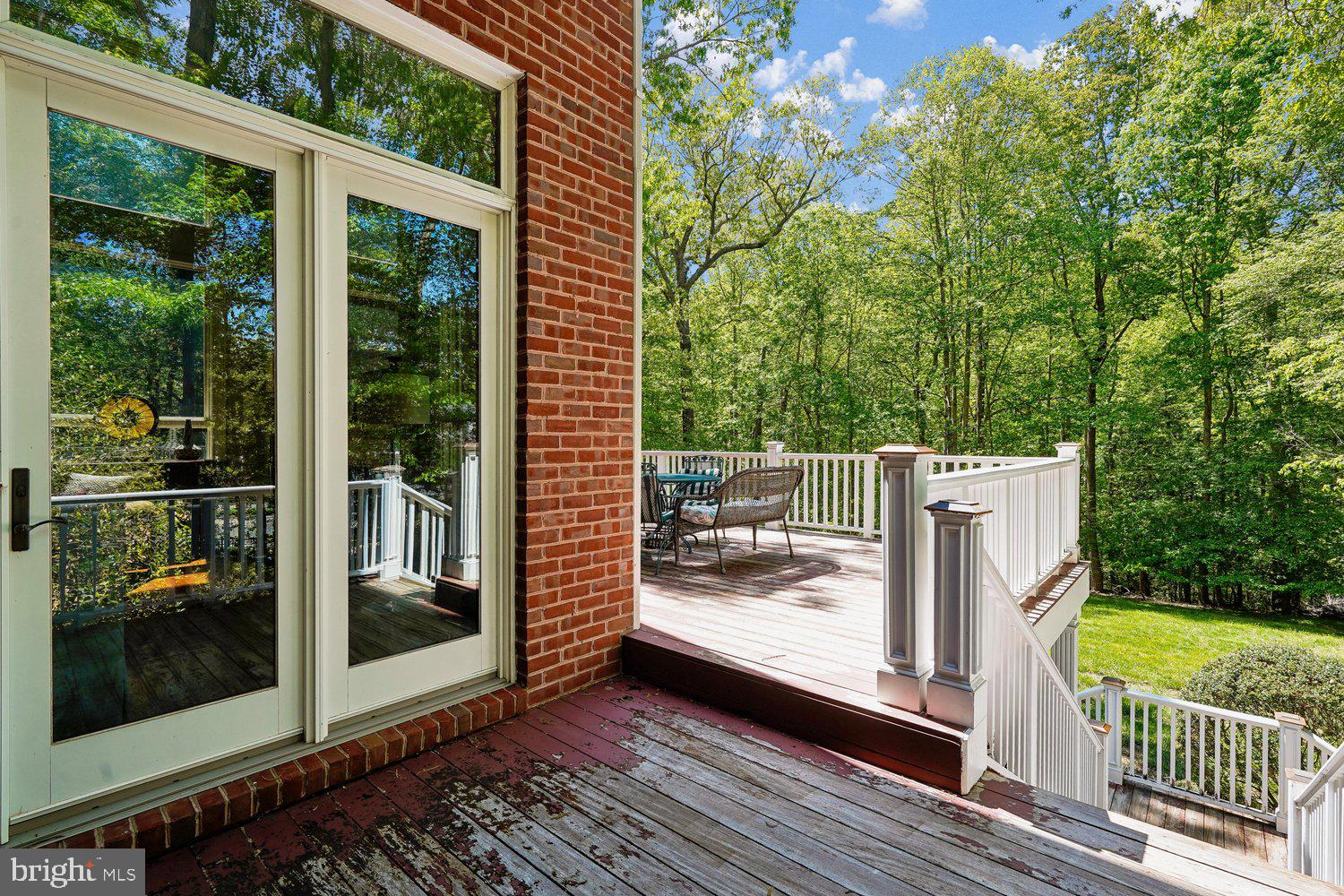 RIVERBEND KNOLLS - Residential