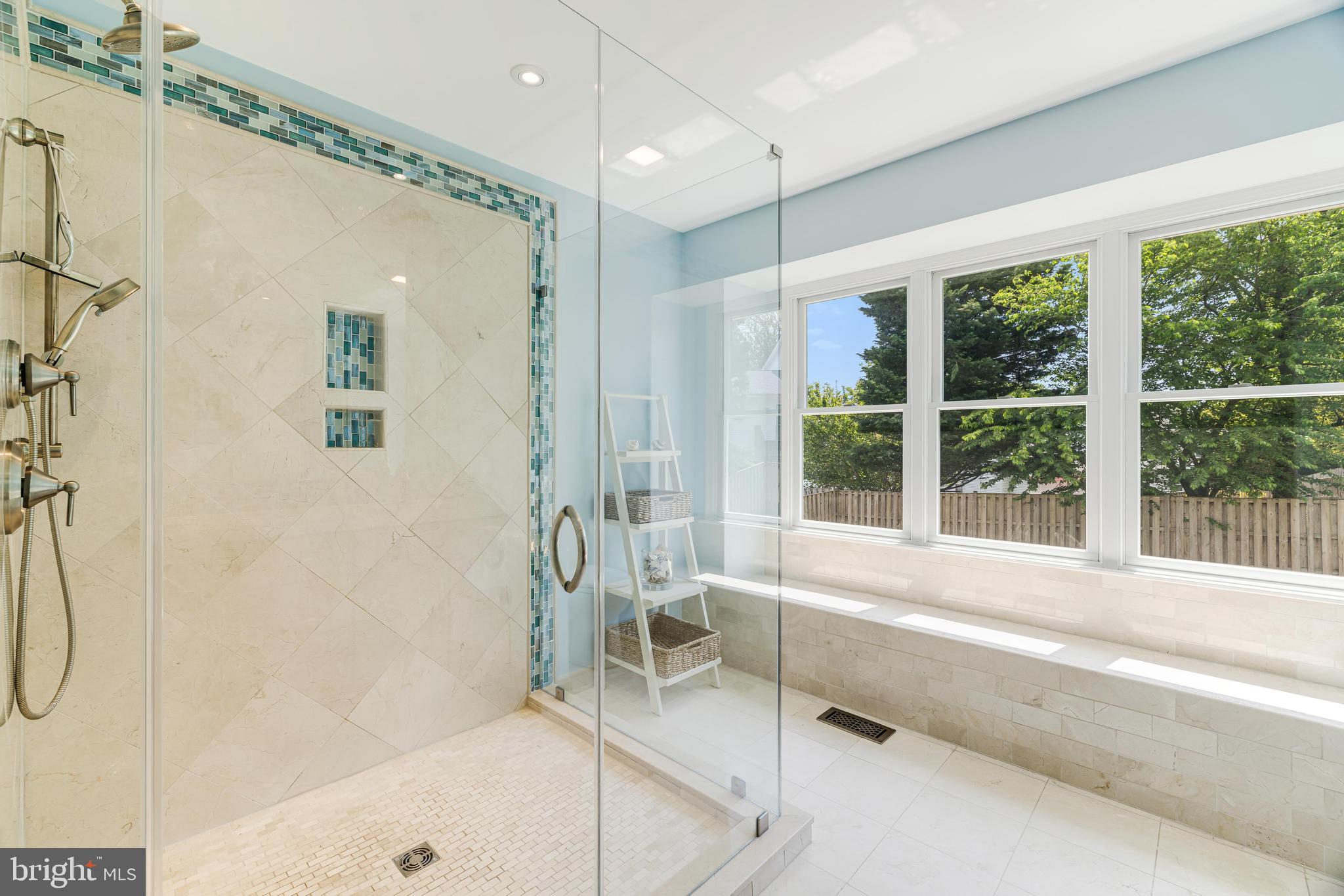 HASTINGS HUNT - Residential