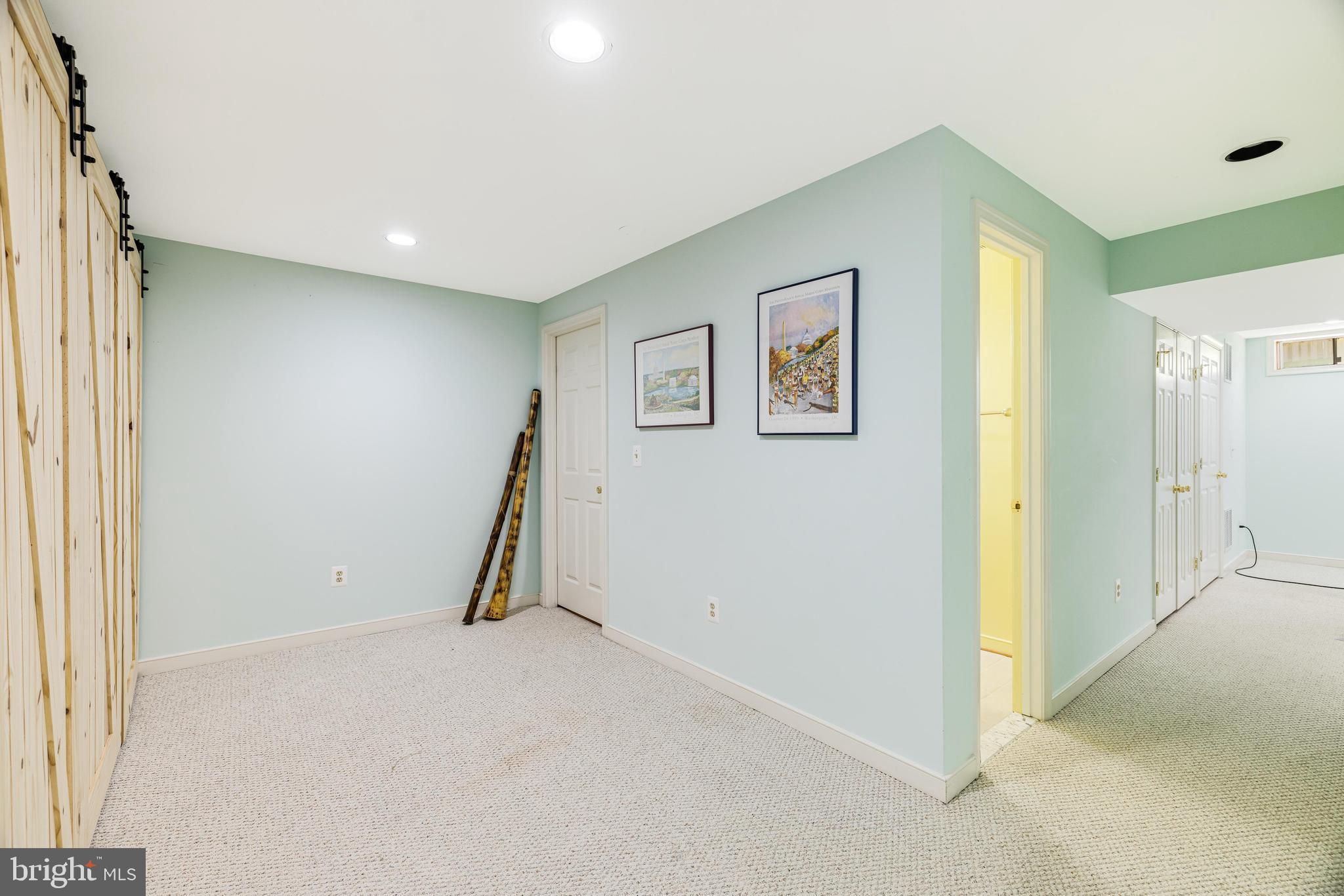 HASTINGS HUNT - Residential