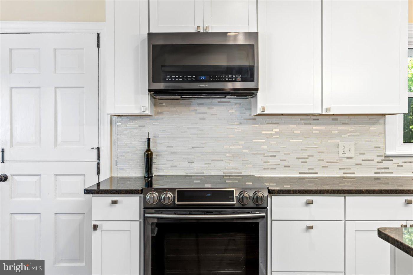 ARTILLERY RIDGE - Residential