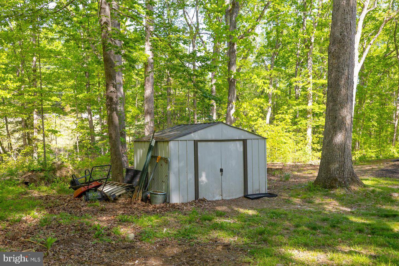 ARTILLERY RIDGE - Residential