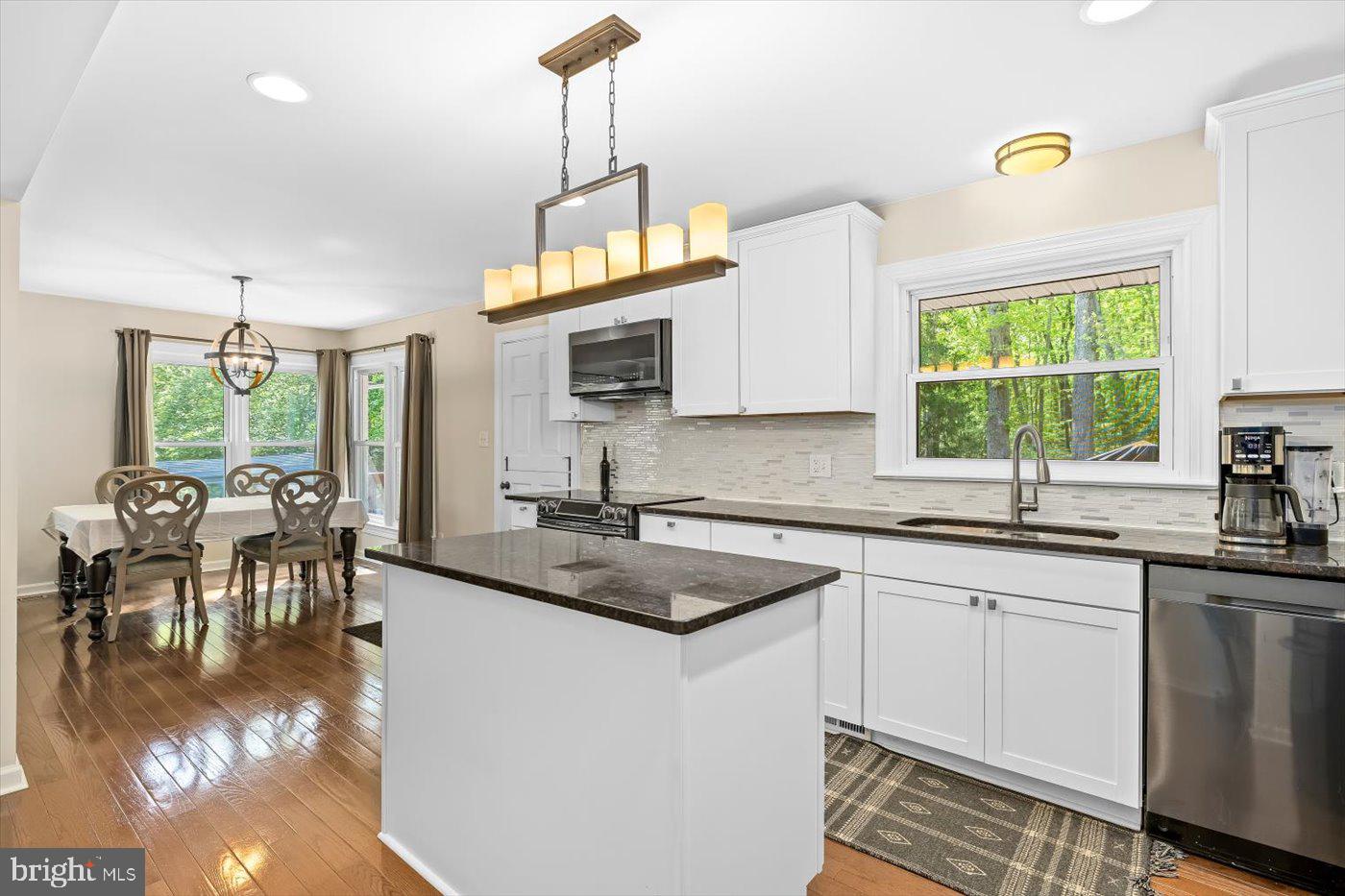 ARTILLERY RIDGE - Residential