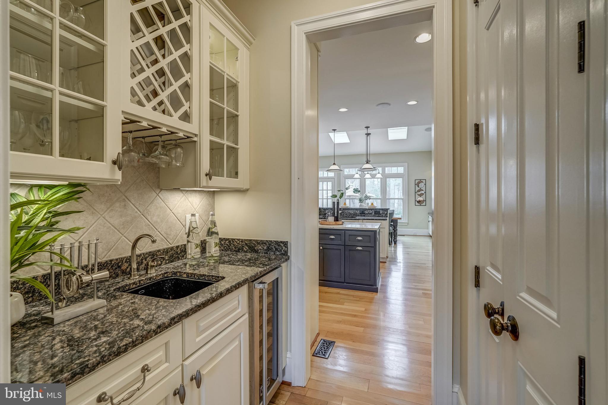 FOUNDERS BRIDGE - Residential