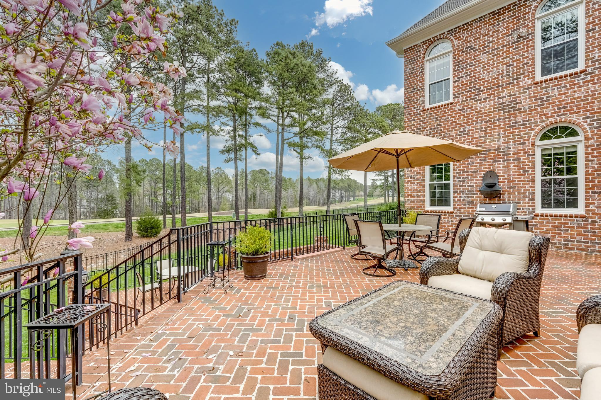 FOUNDERS BRIDGE - Residential