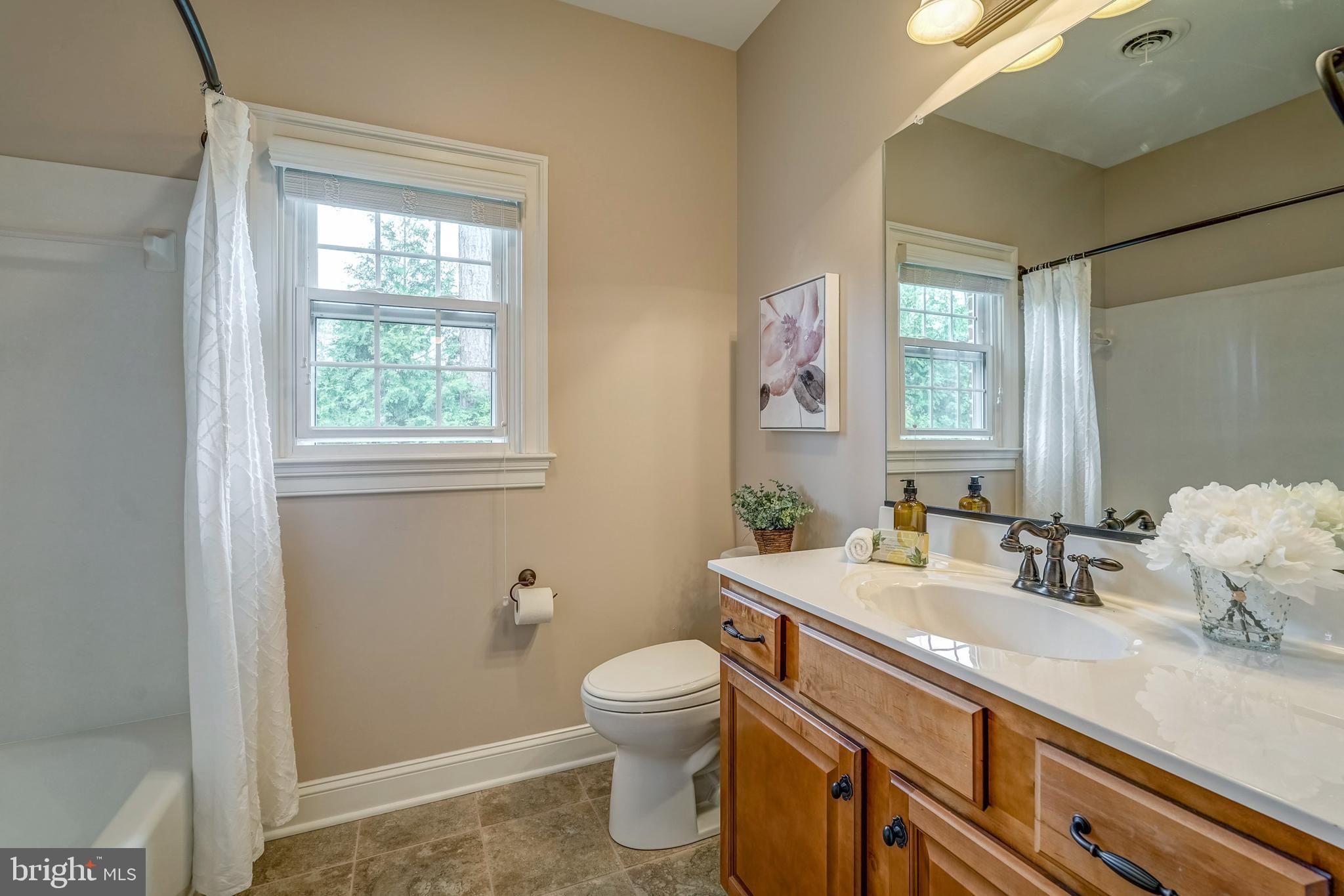 FOUNDERS BRIDGE - Residential