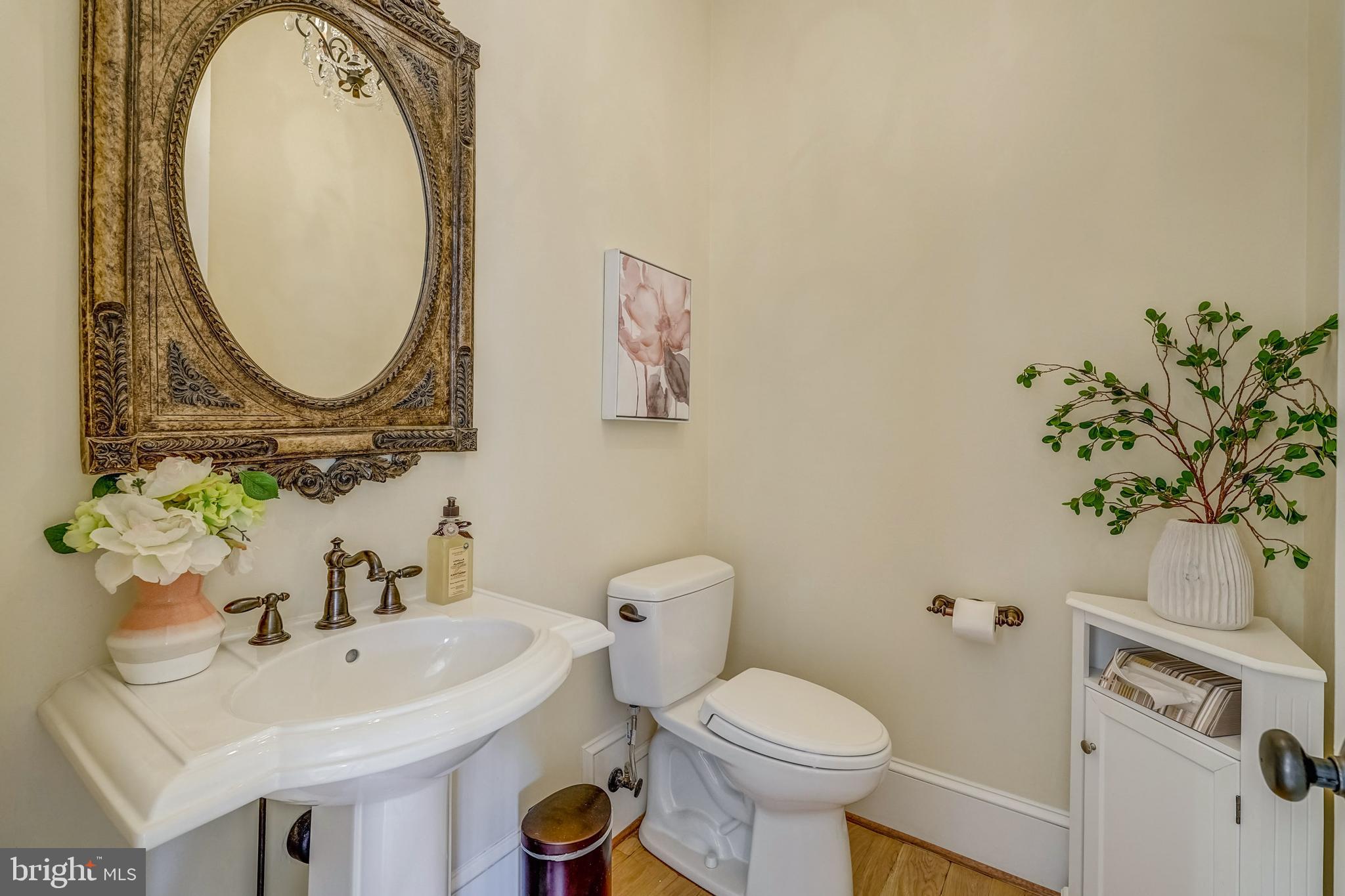 FOUNDERS BRIDGE - Residential