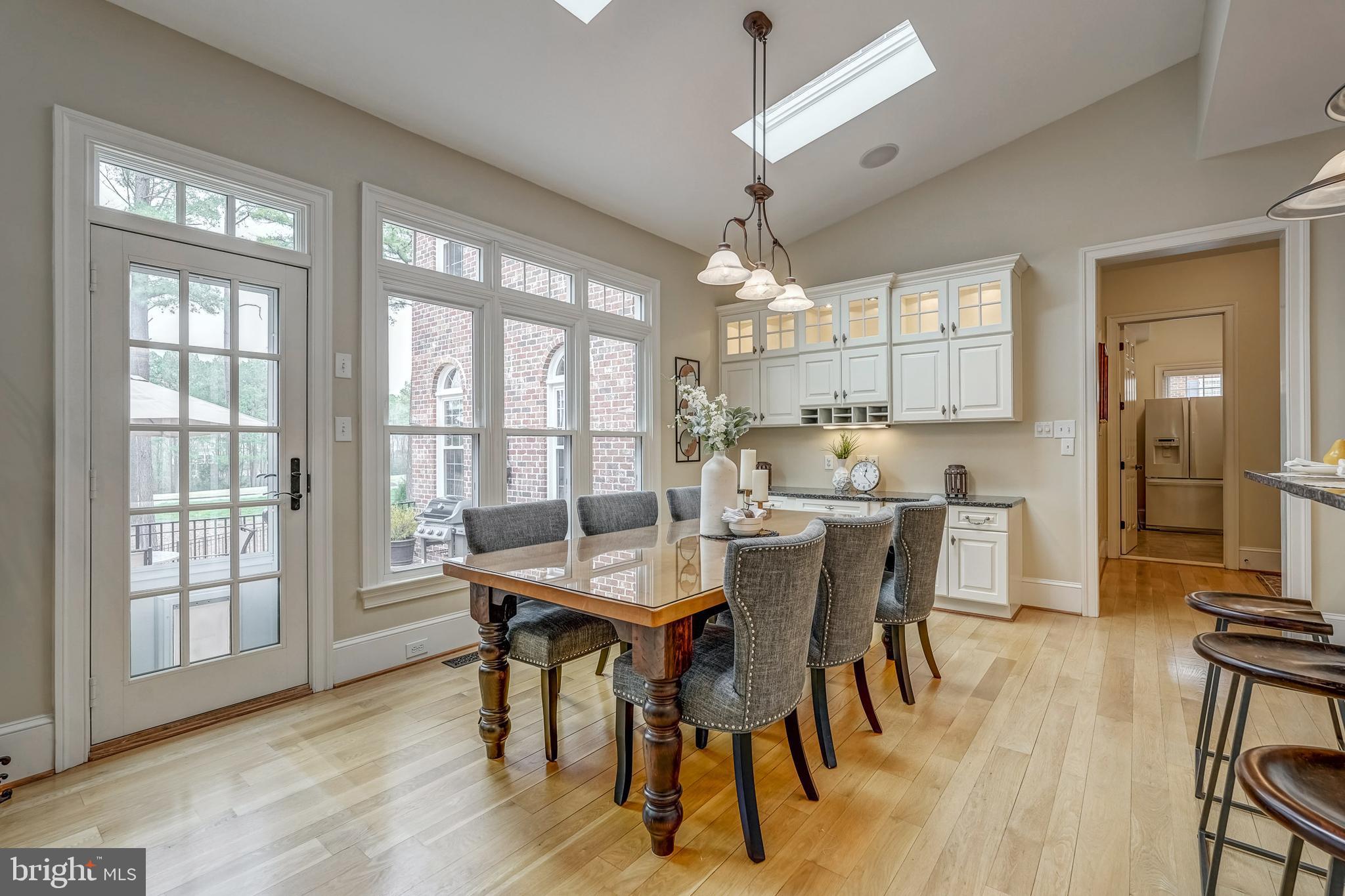 FOUNDERS BRIDGE - Residential