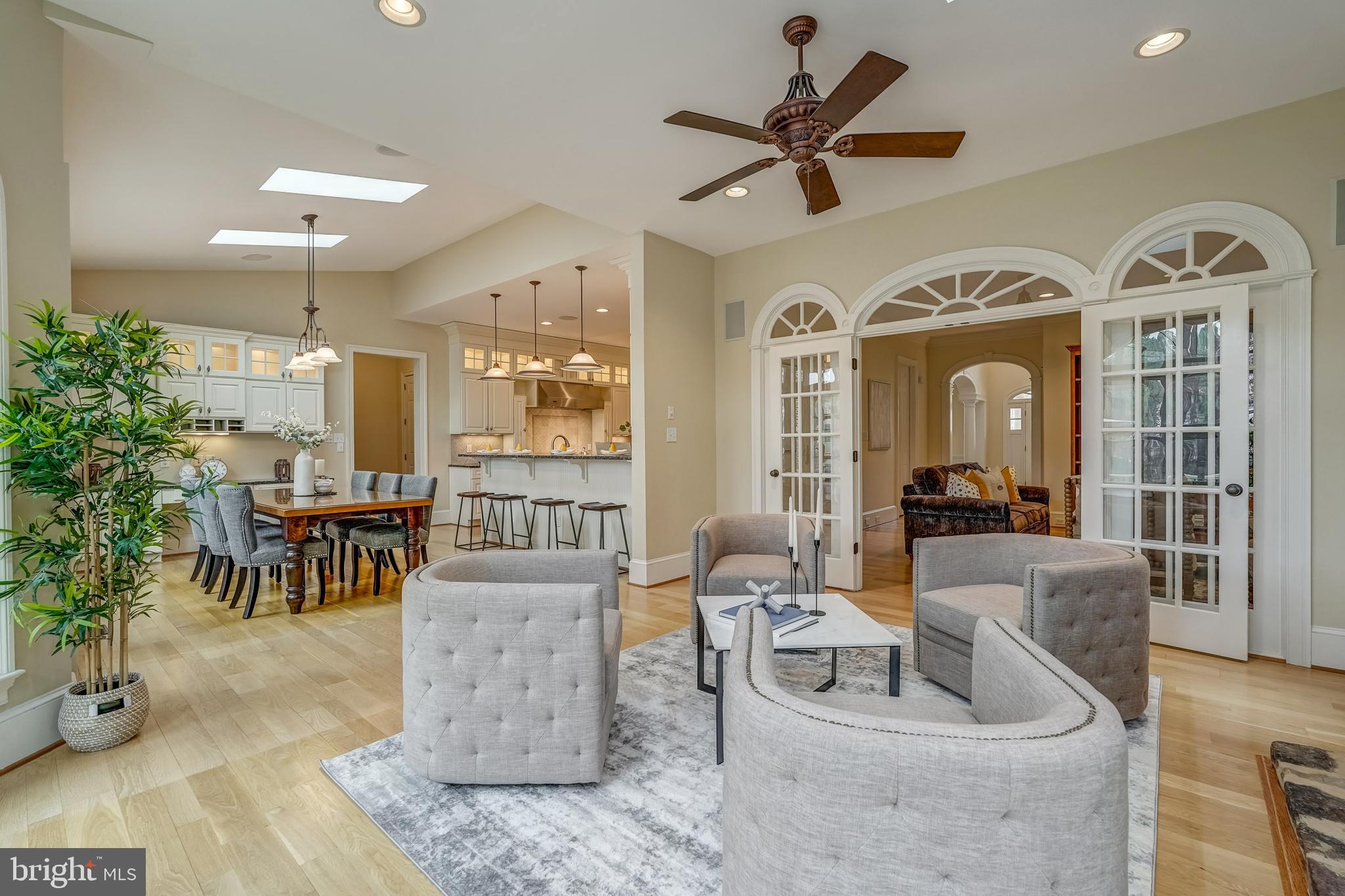 FOUNDERS BRIDGE - Residential