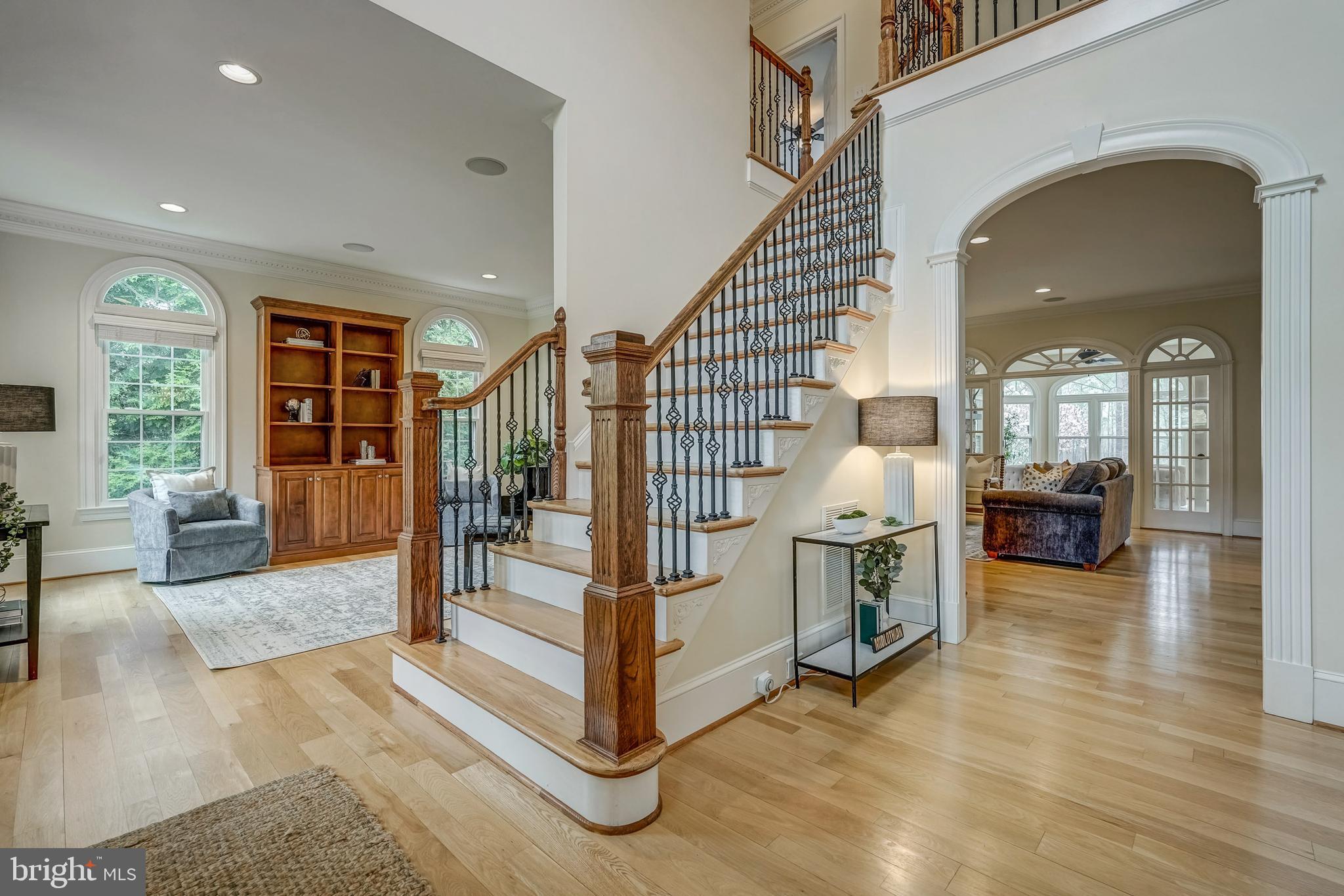 FOUNDERS BRIDGE - Residential