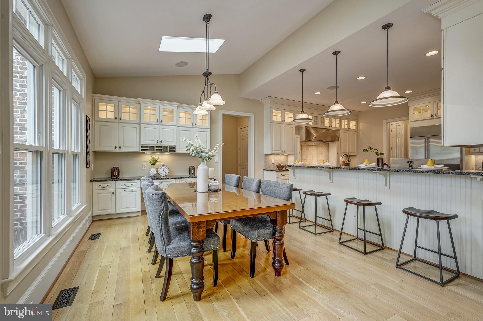 FOUNDERS BRIDGE - Residential