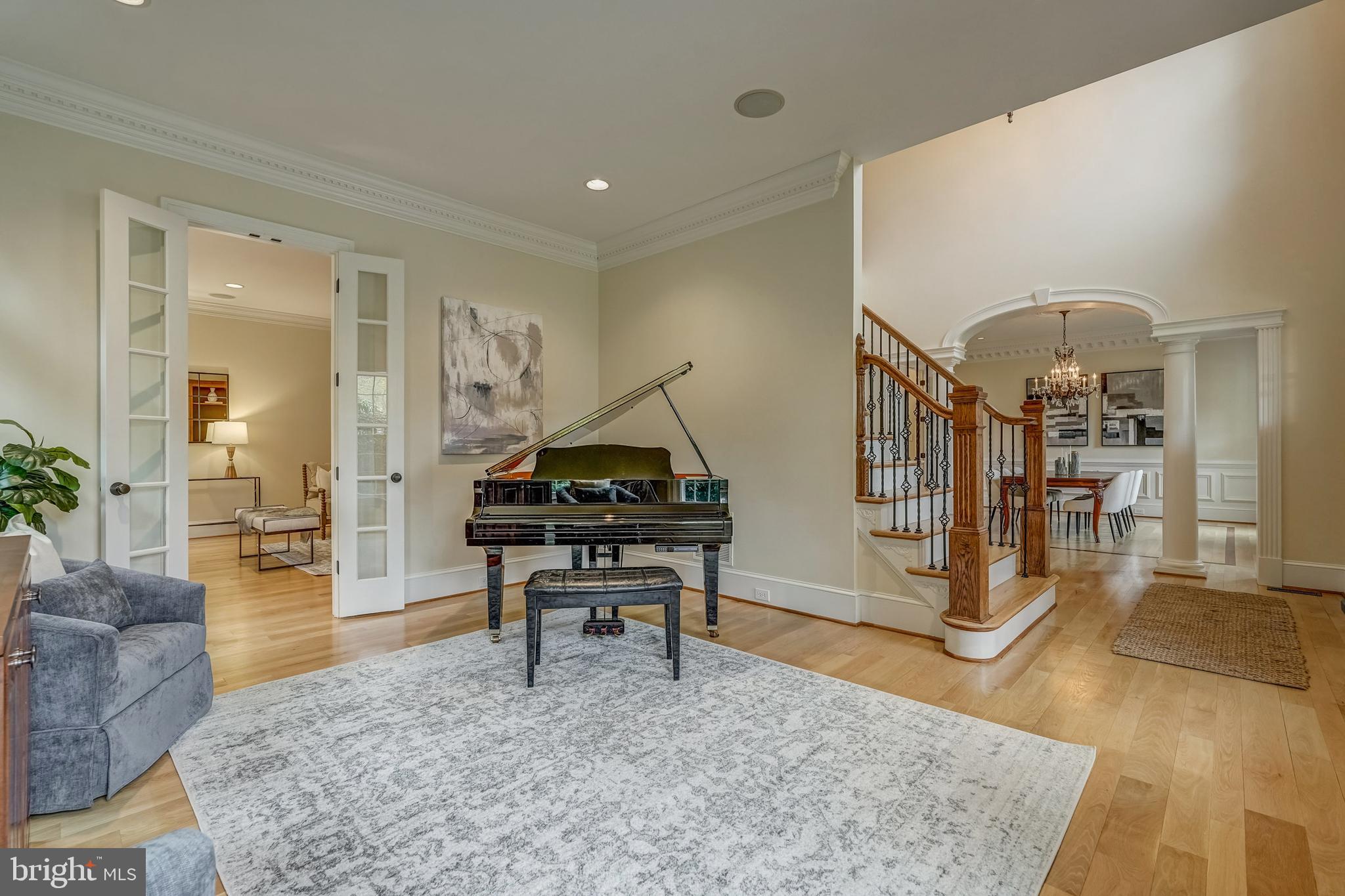 FOUNDERS BRIDGE - Residential