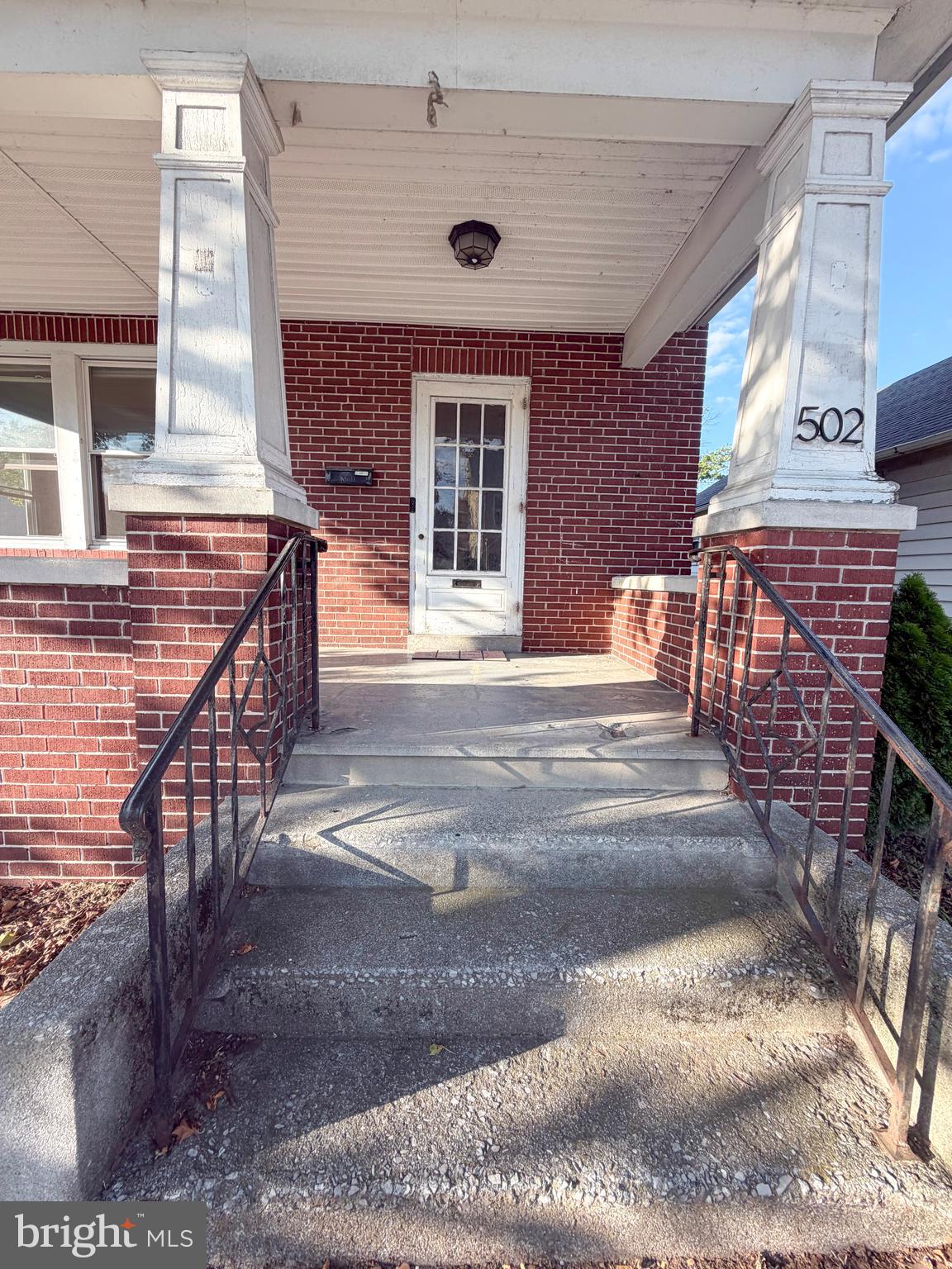 502 2ND STREET