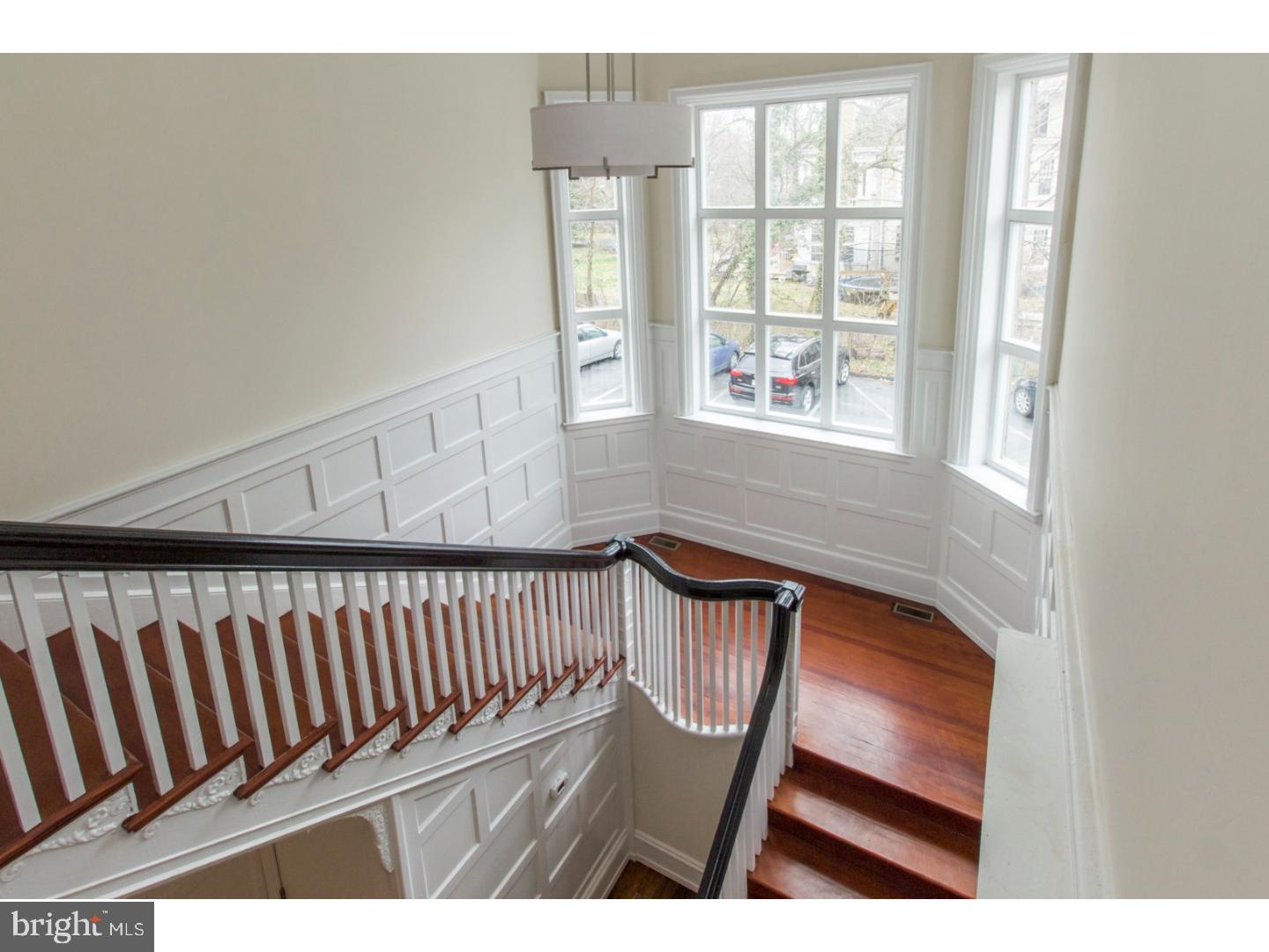 MORTON - Commercial Sale