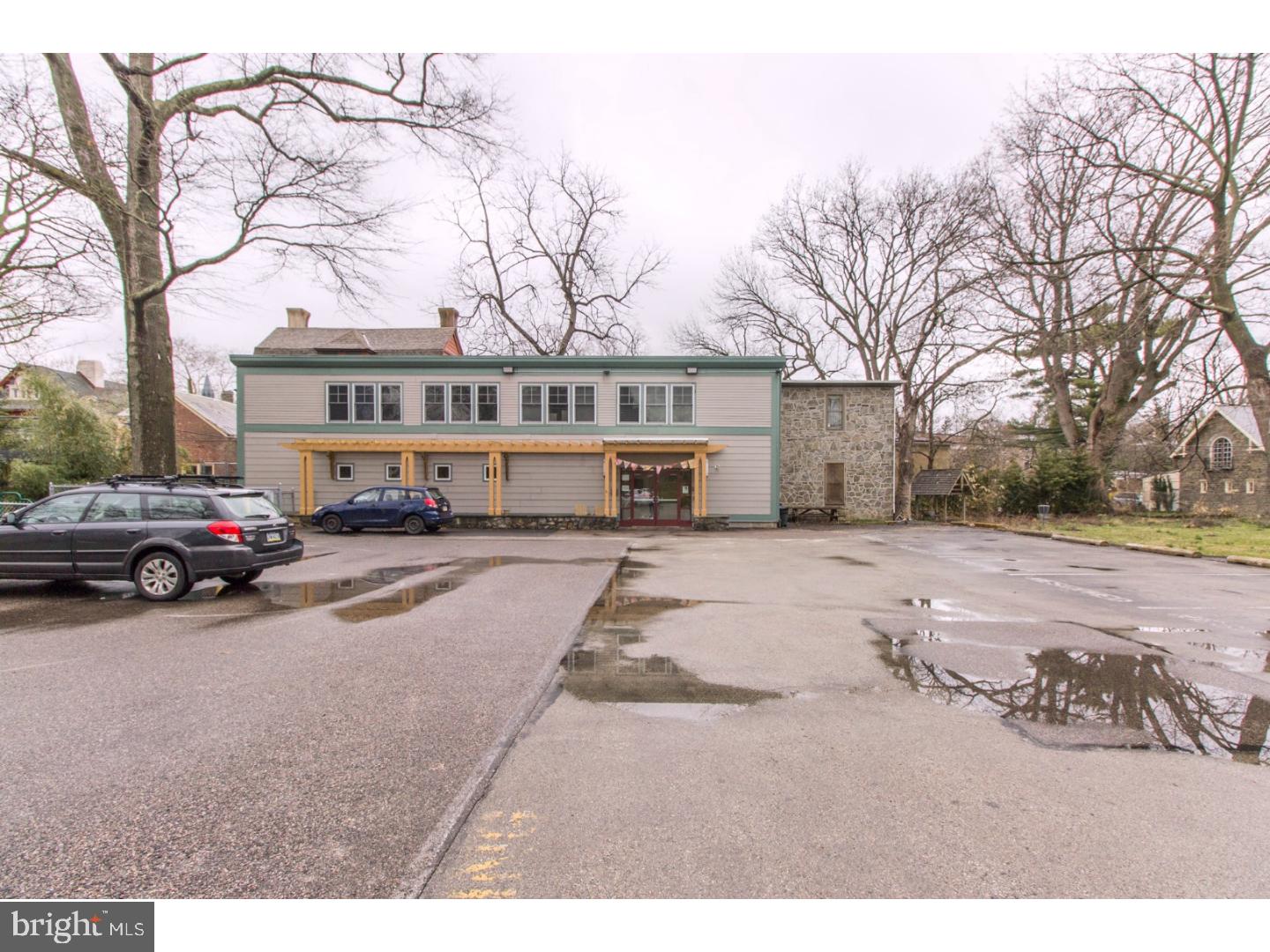 MORTON - Commercial Sale