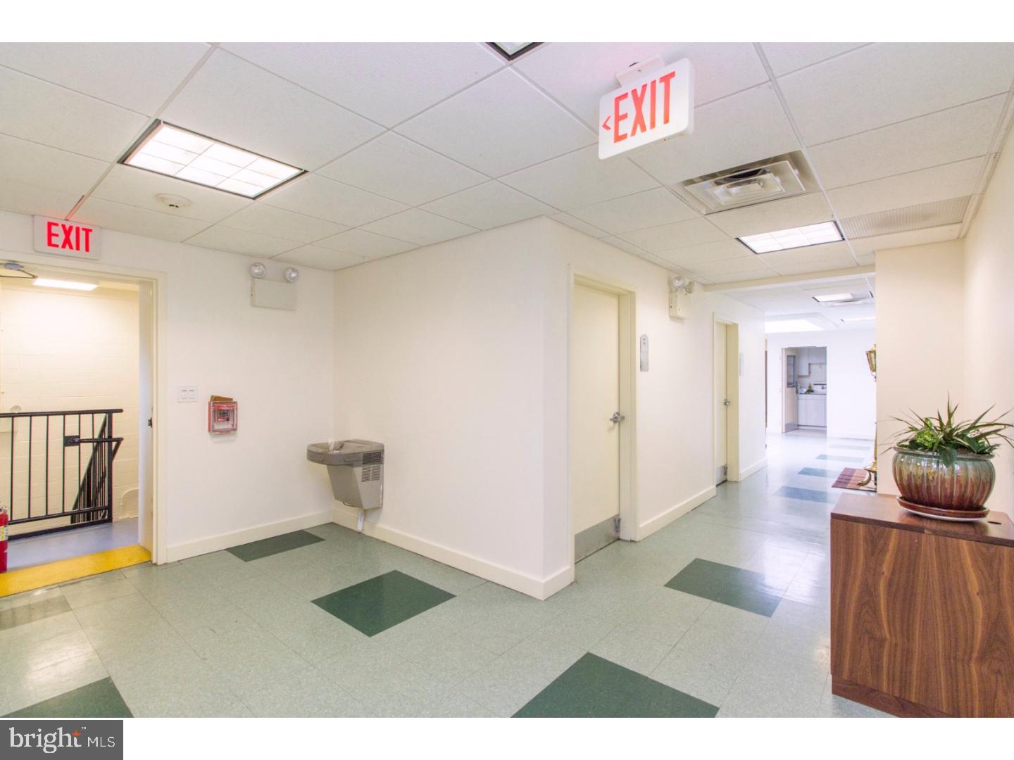 MORTON - Commercial Sale