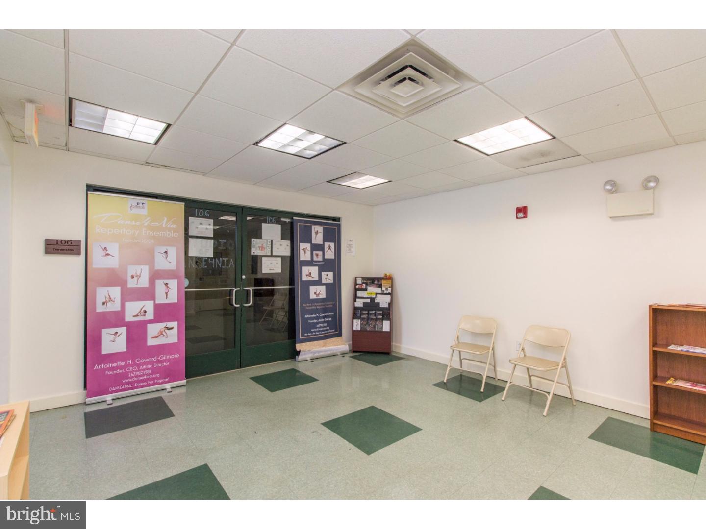 MORTON - Commercial Sale