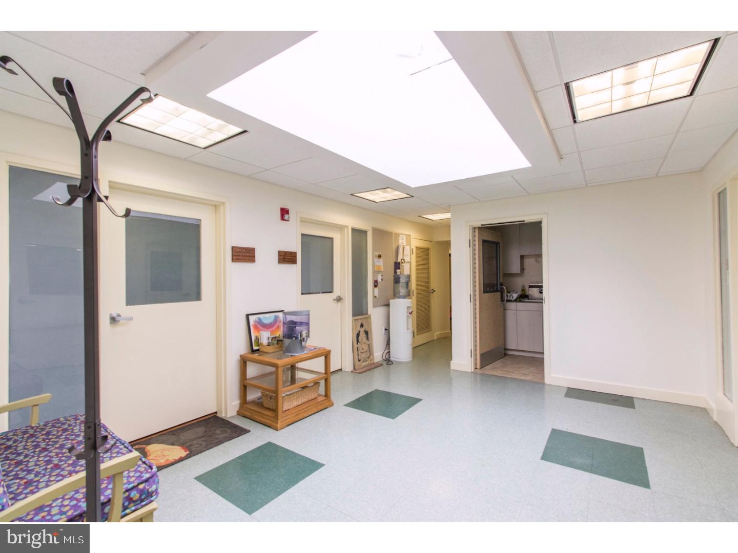 MORTON - Commercial Sale