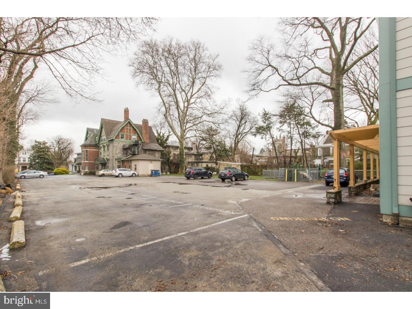 MORTON - Commercial Sale