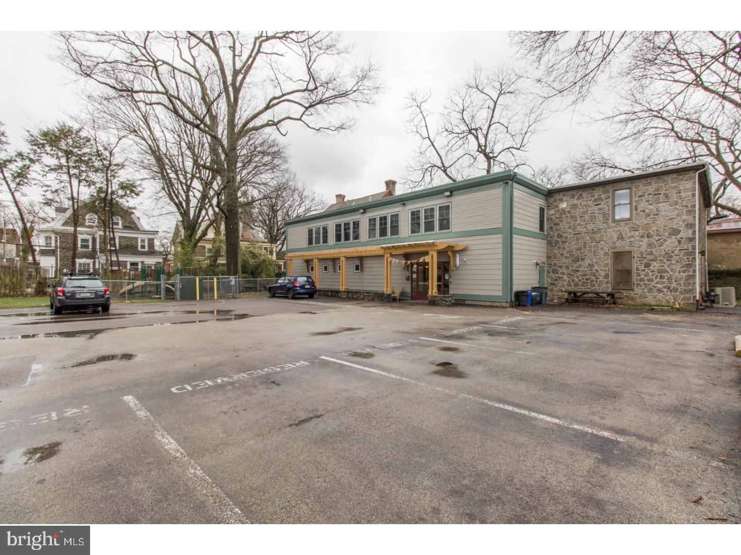 MORTON - Commercial Sale