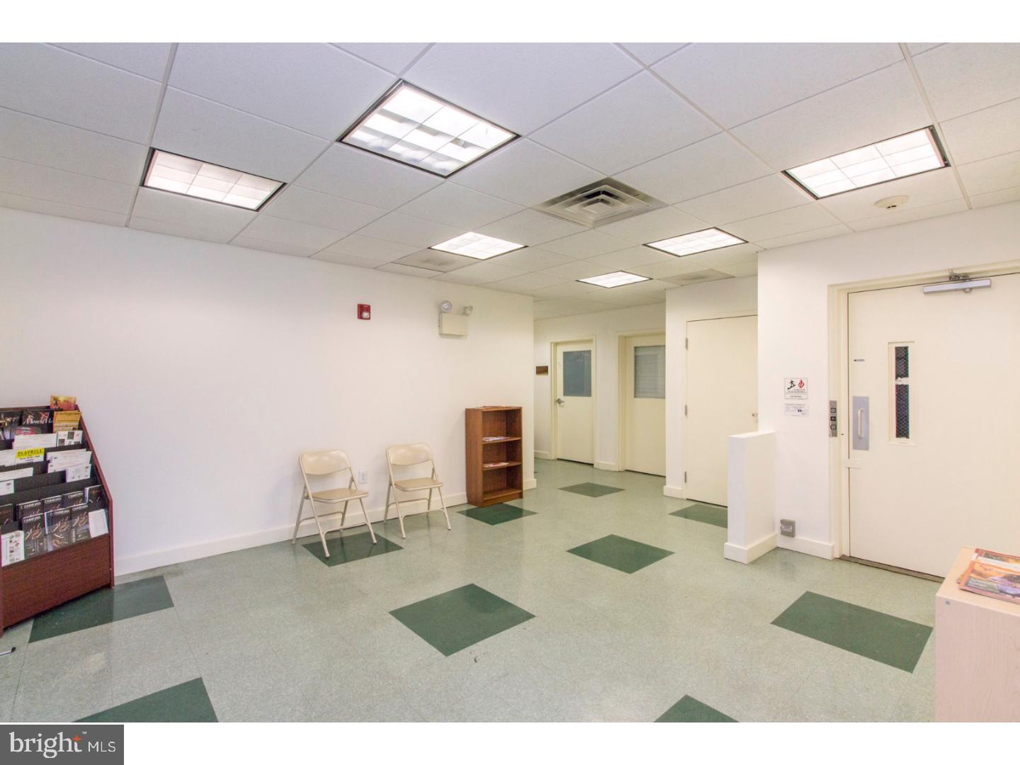 MORTON - Commercial Sale