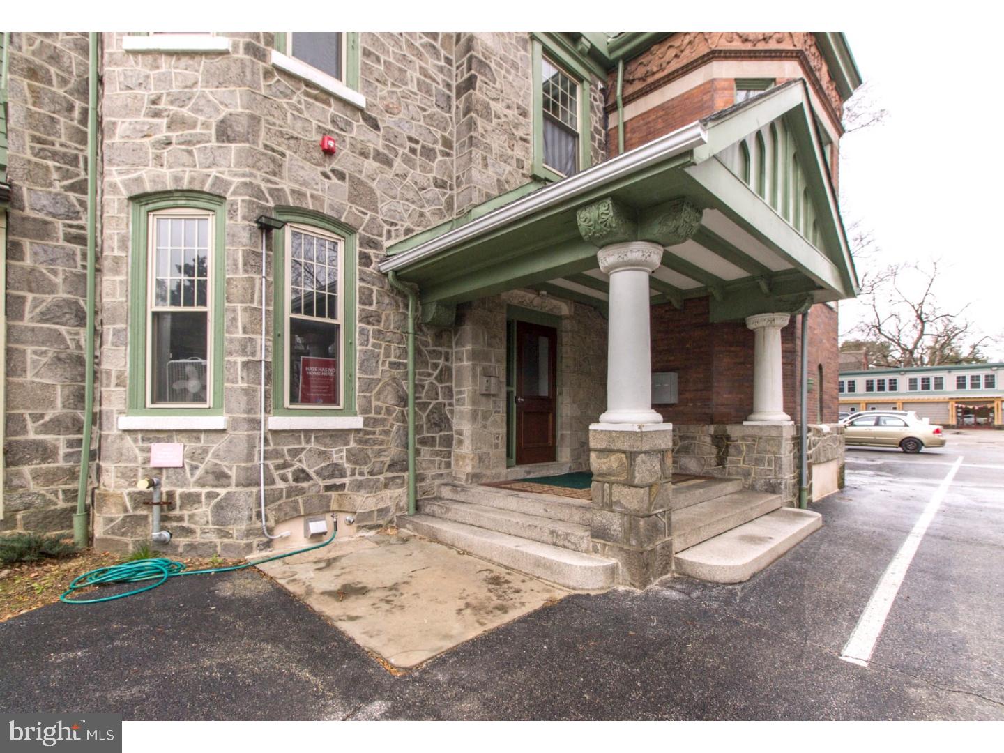 MORTON - Commercial Sale