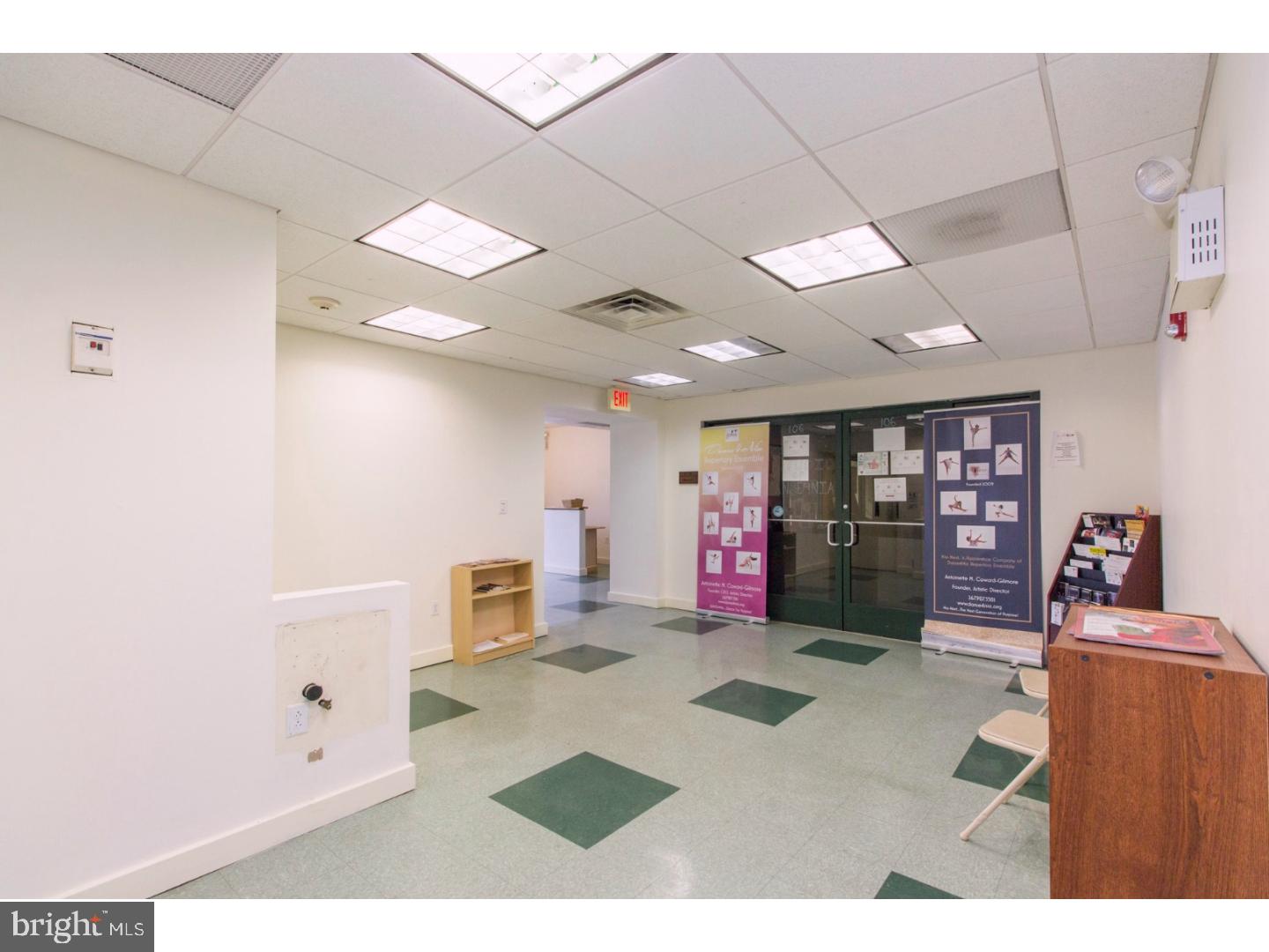 MORTON - Commercial Sale