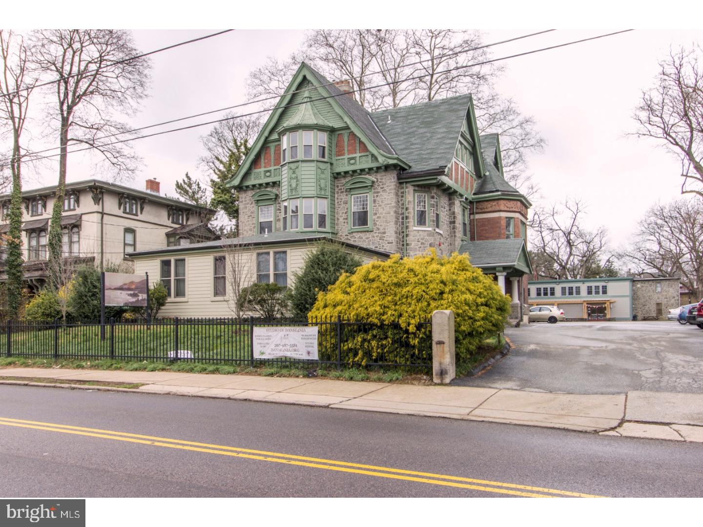 MORTON - Commercial Sale