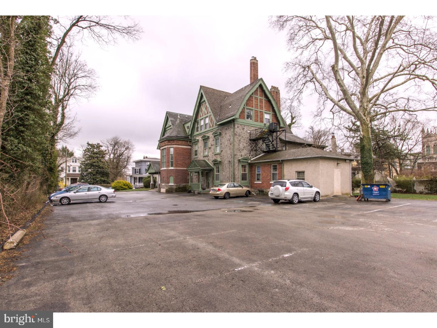 MORTON - Commercial Sale