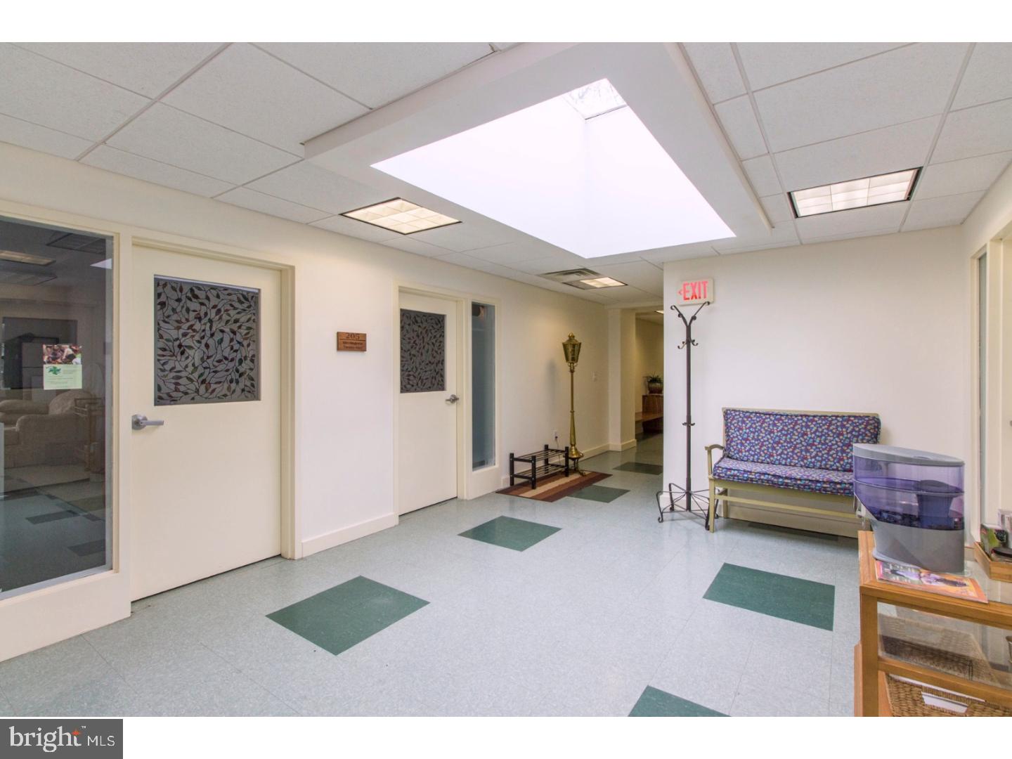 MORTON - Commercial Sale