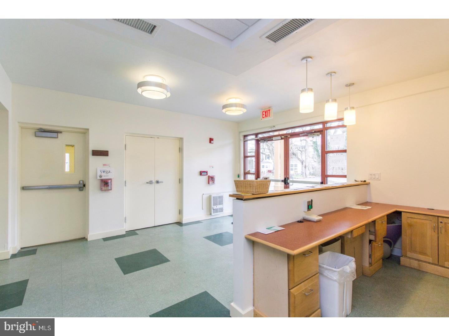 MORTON - Commercial Sale