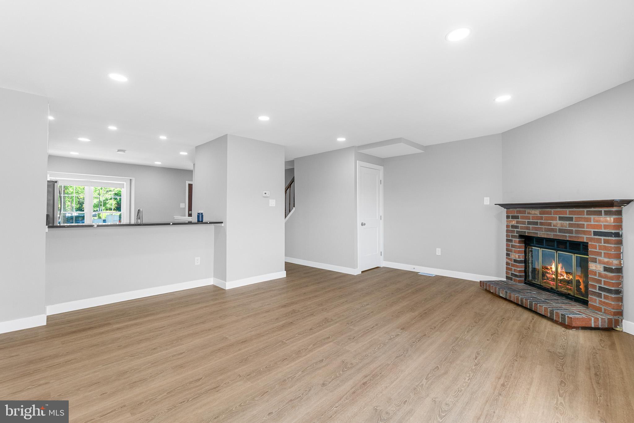11409 BERLAND PLACE