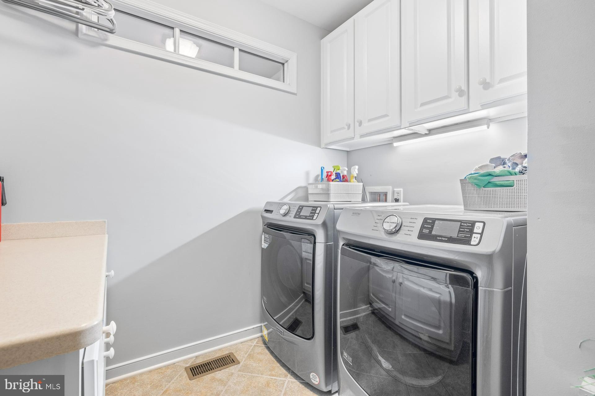 LAKE MONTICELLO - Residential