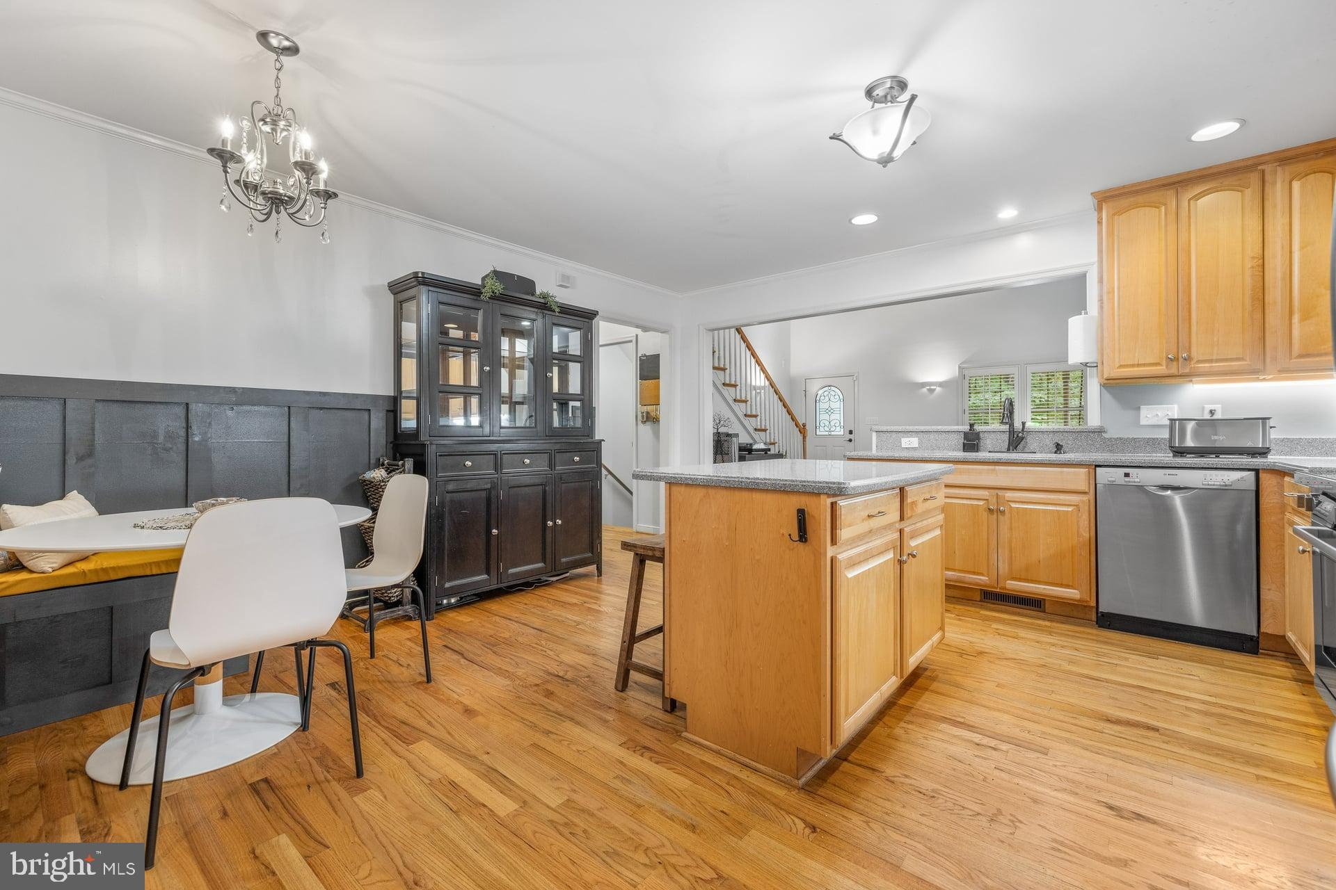 LAKE MONTICELLO - Residential