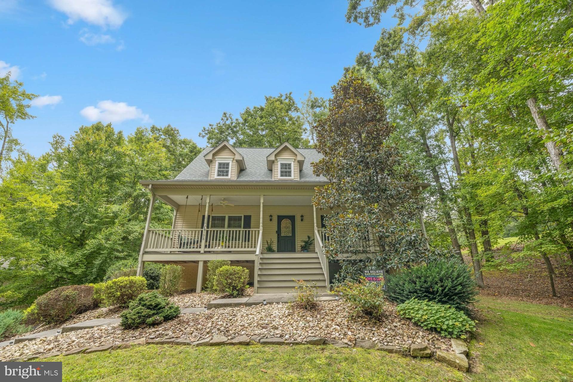 LAKE MONTICELLO - Residential