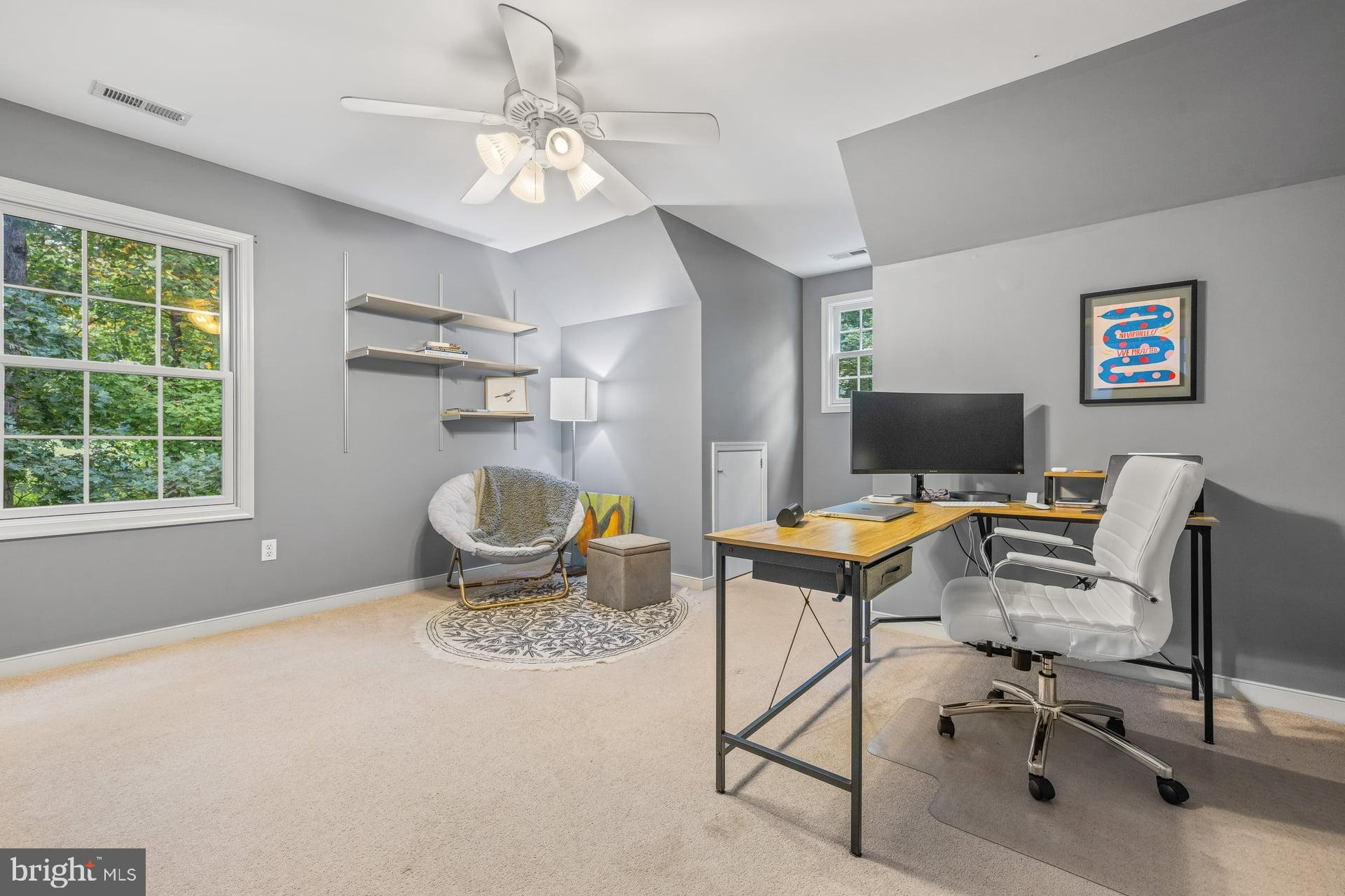 LAKE MONTICELLO - Residential