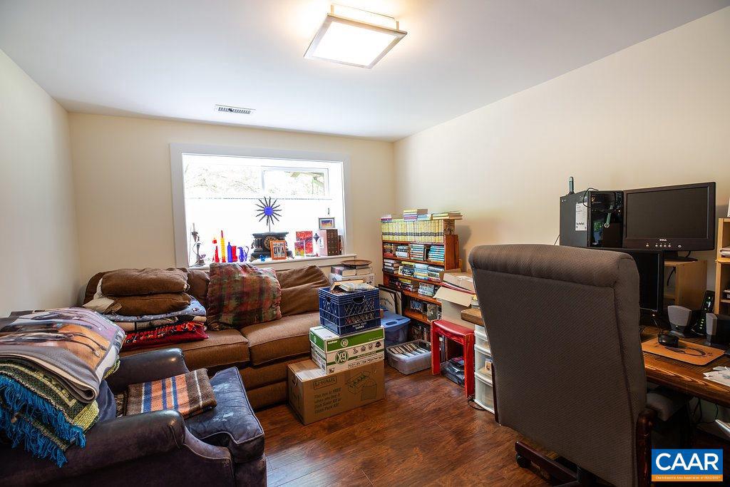 UNKNOWN - Residential Lease