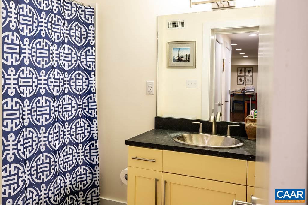 UNKNOWN - Residential Lease