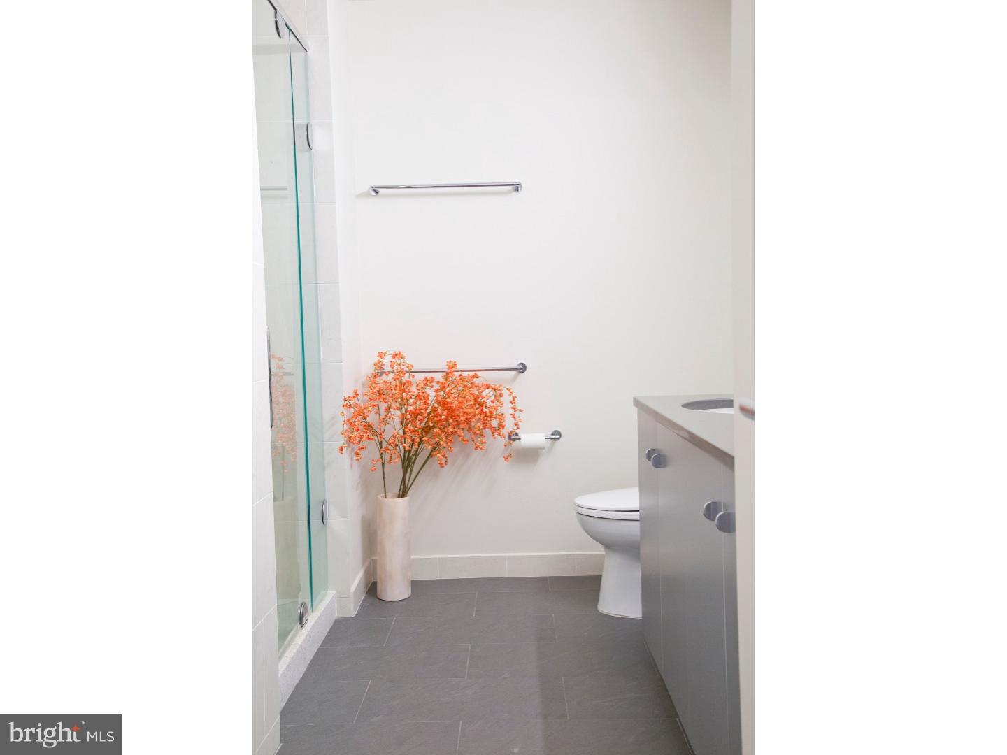 RITTENHOUSE SQUARE - Residential Lease