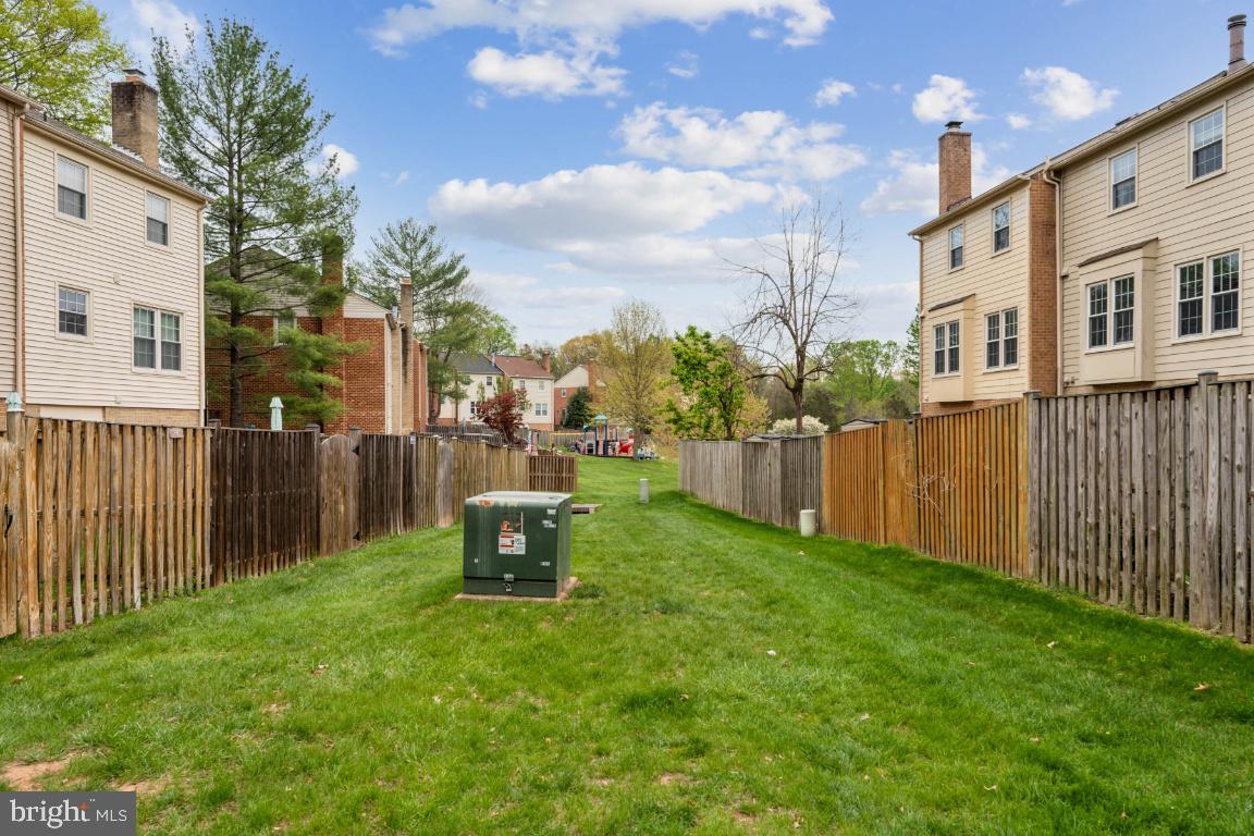 LAKEPOINTE - Residential Lease