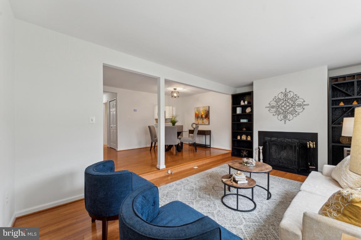 LAKEPOINTE - Residential Lease