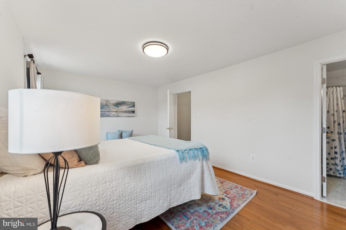 LAKEPOINTE - Residential Lease