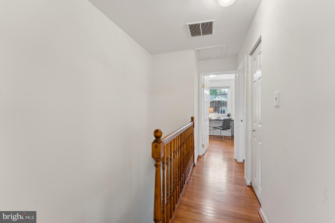 LAKEPOINTE - Residential Lease