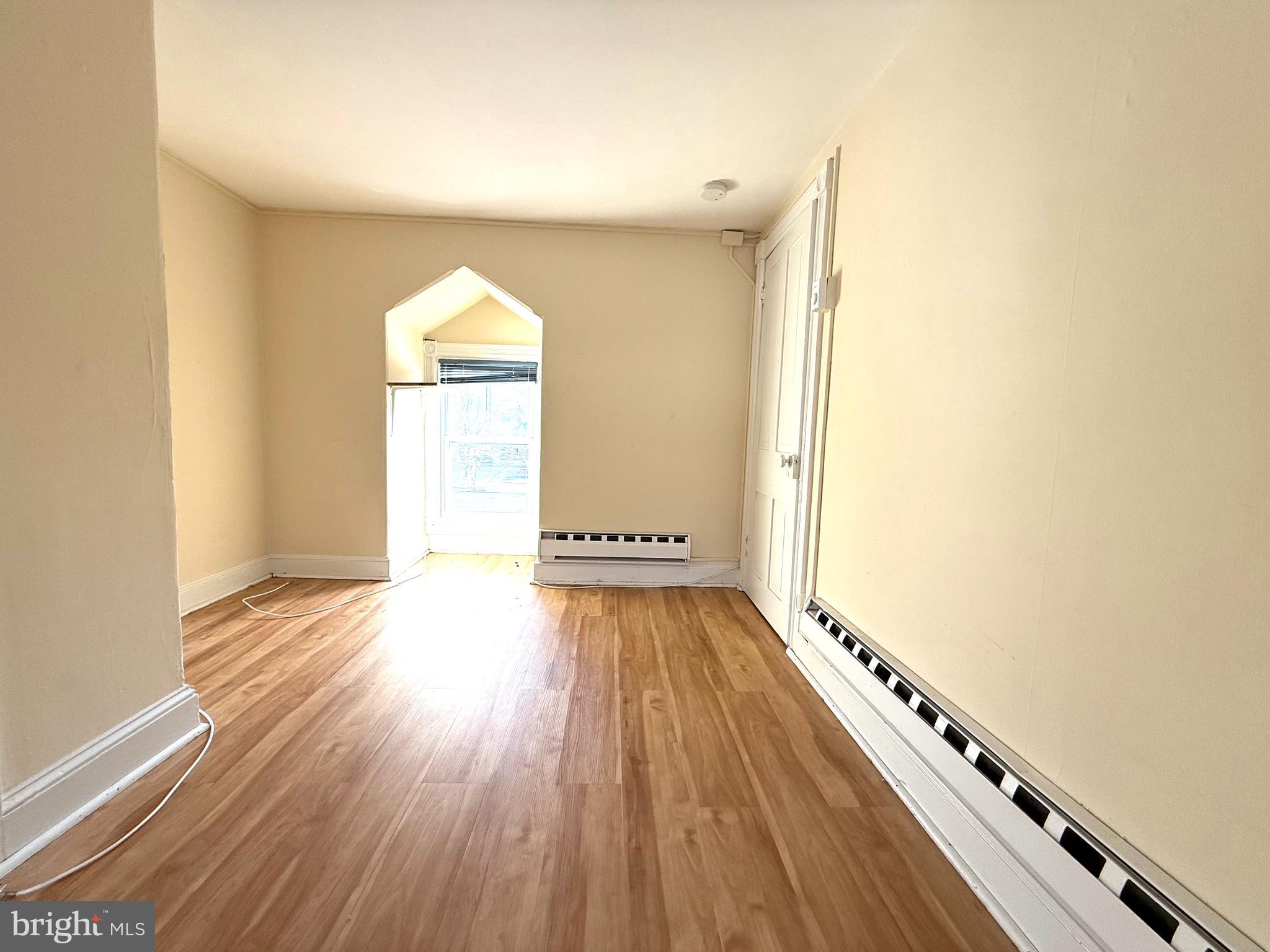 UNION SQUARE - Residential Income