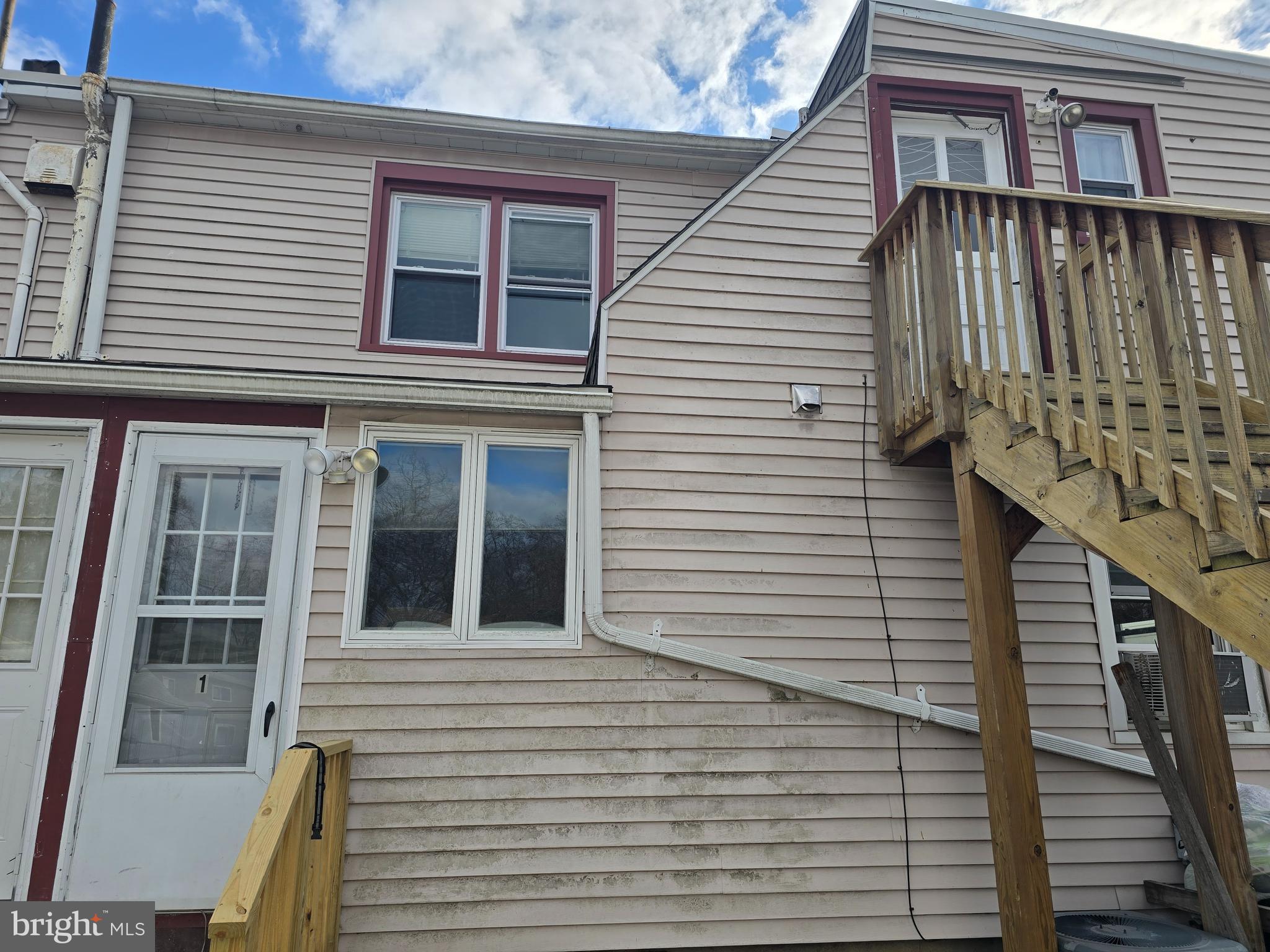 UNION SQUARE - Residential Income