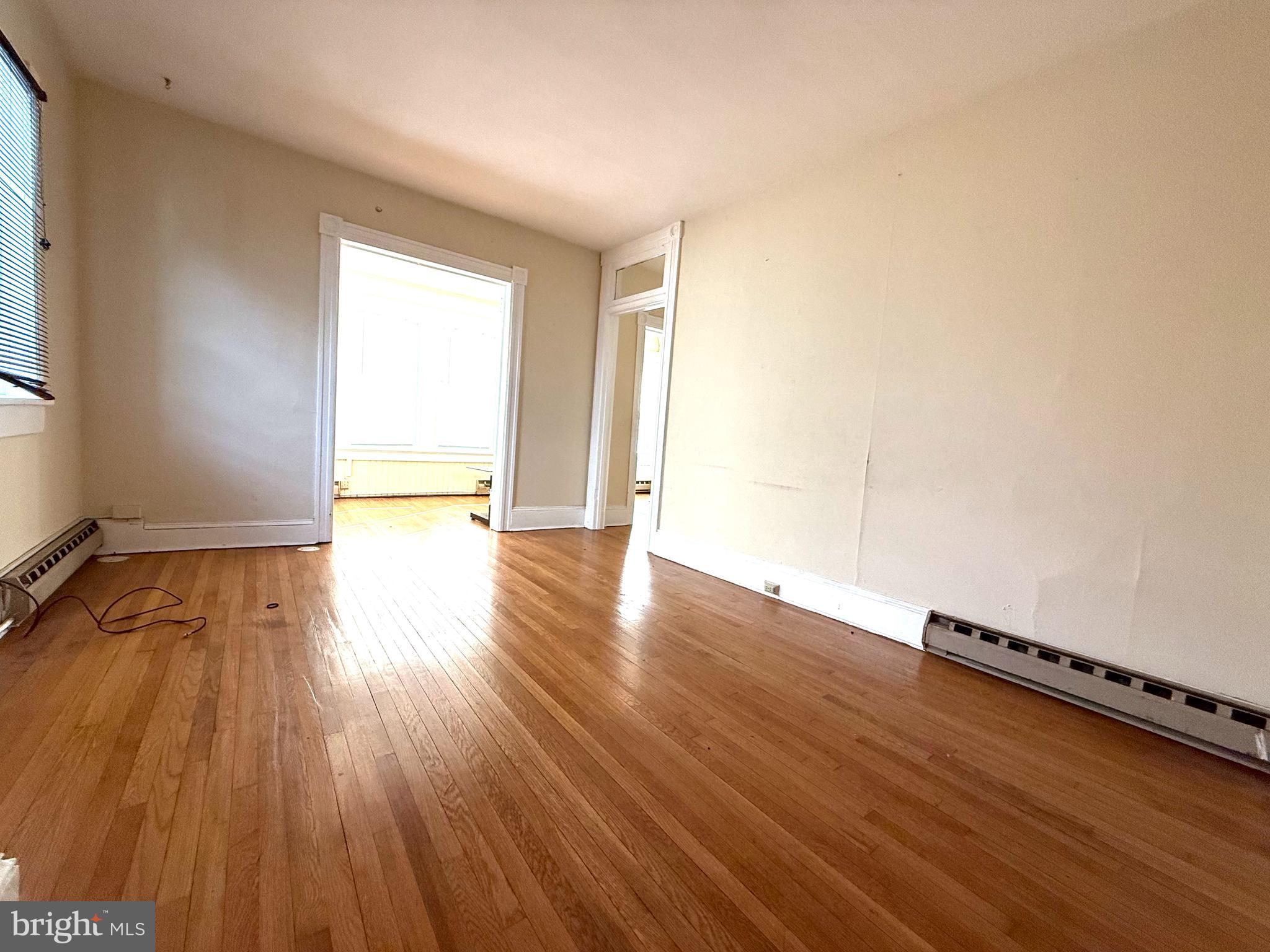 UNION SQUARE - Residential Income